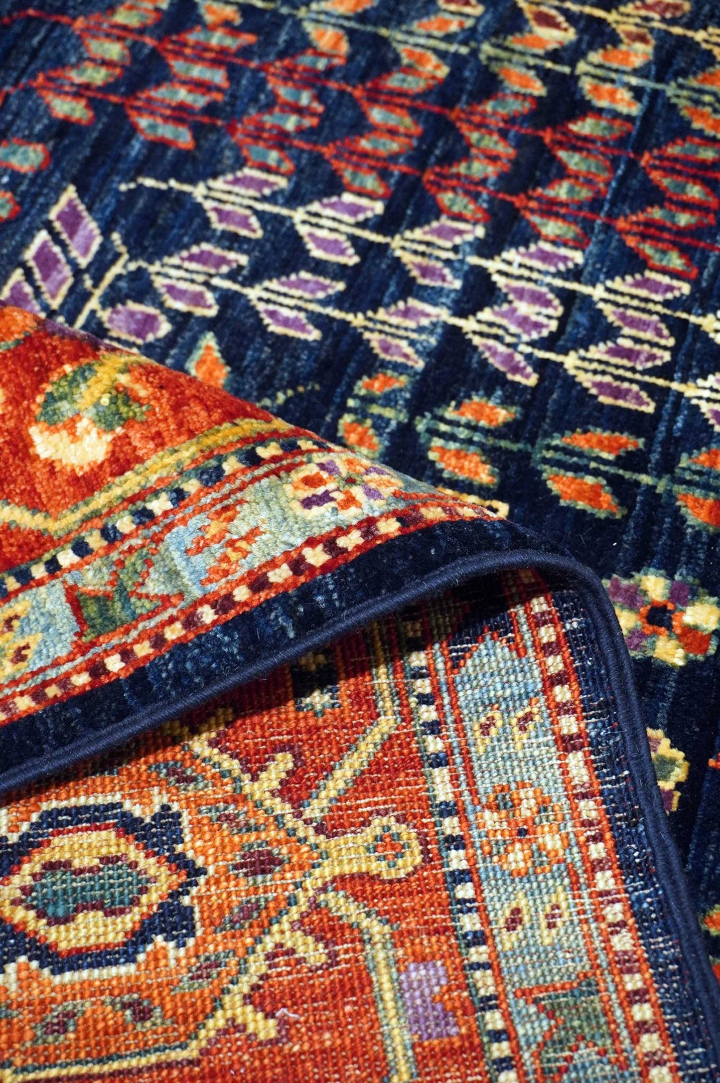 Qashqai Handwoven Tribal Rug, J64445