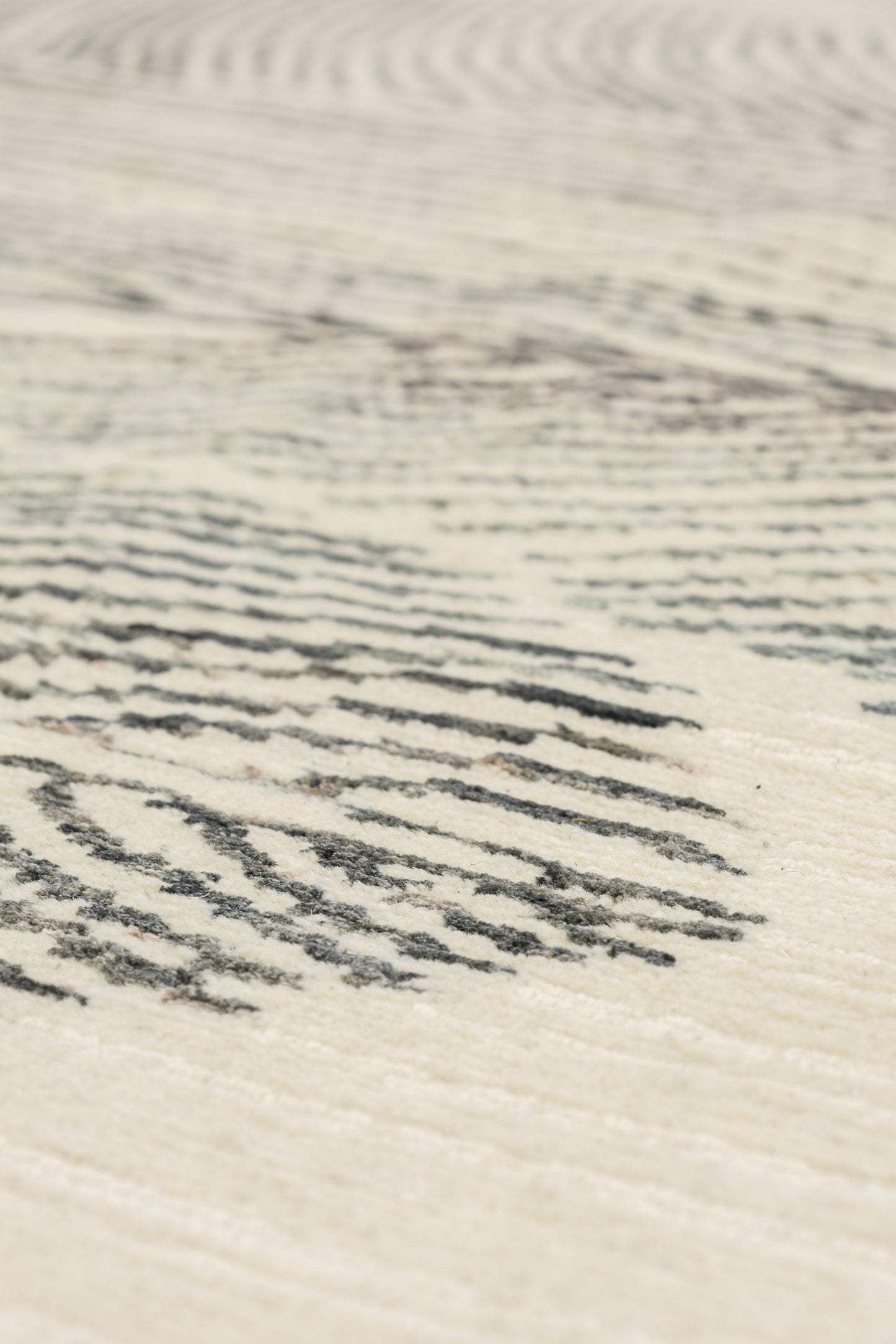Plume Handwoven Contemporary Rug, J80765