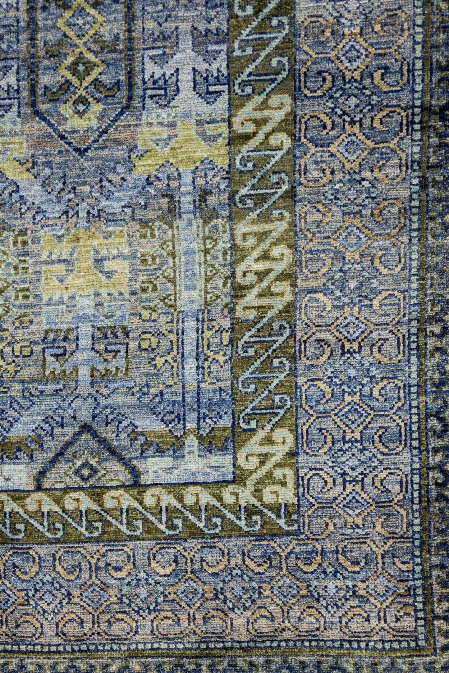 Baluchi Abrash Handwoven Tribal Rug, J87753