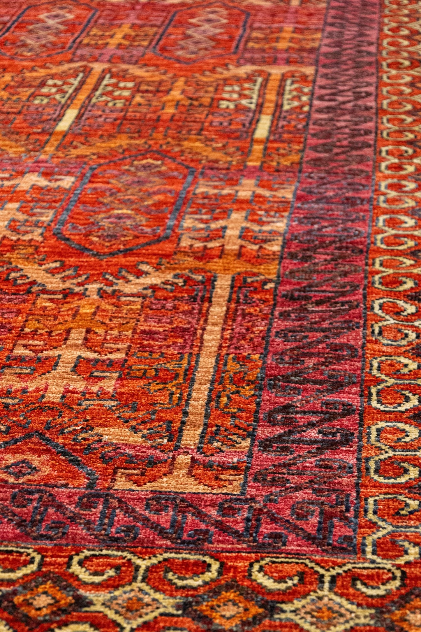 Baluchi Abrash Handwoven Tribal Rug, J87768