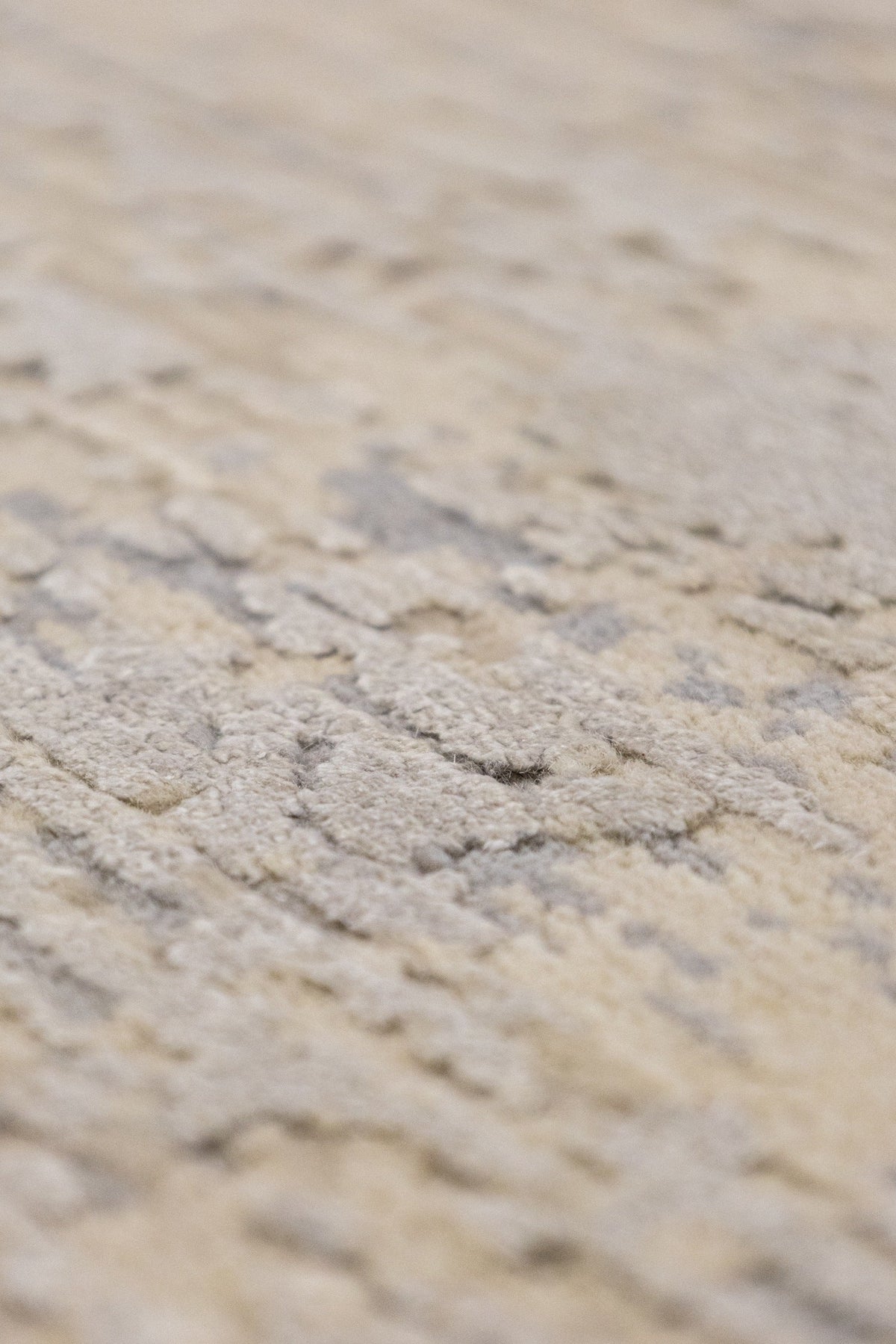 Alabaster Handwoven Contemporary Rug, J88104