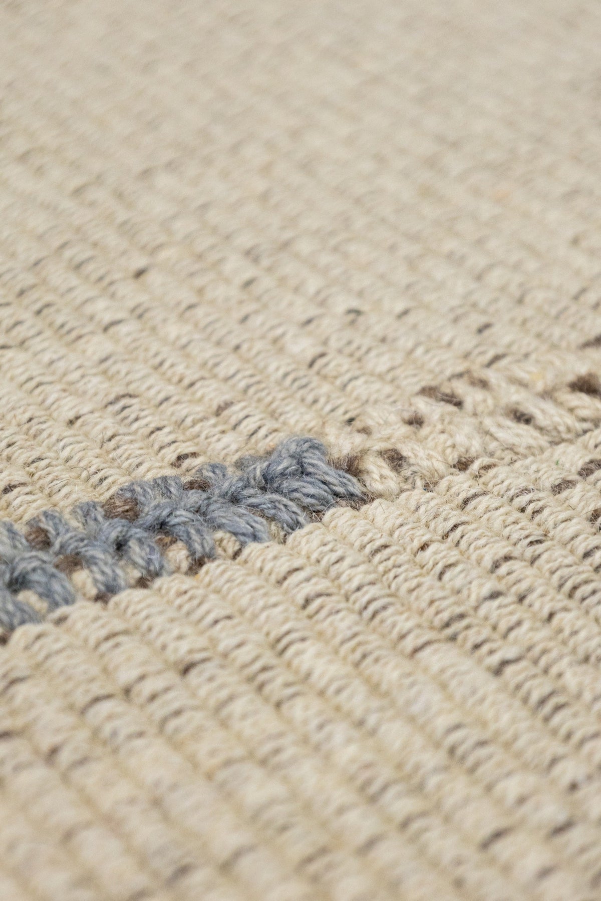 Chapan Stripe Handwoven Contemporary Rug, M88677