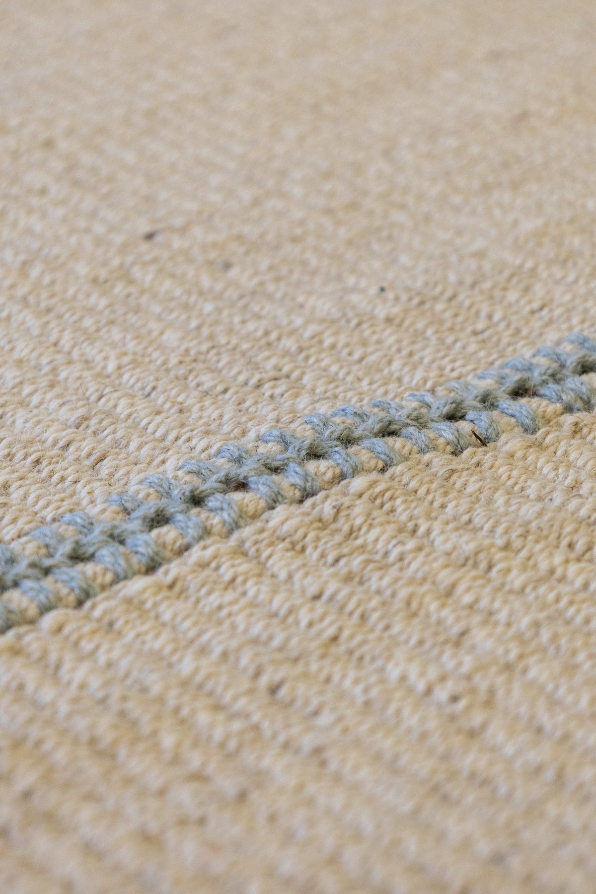 Chapan Stripe Handwoven Contemporary Rug, M88678