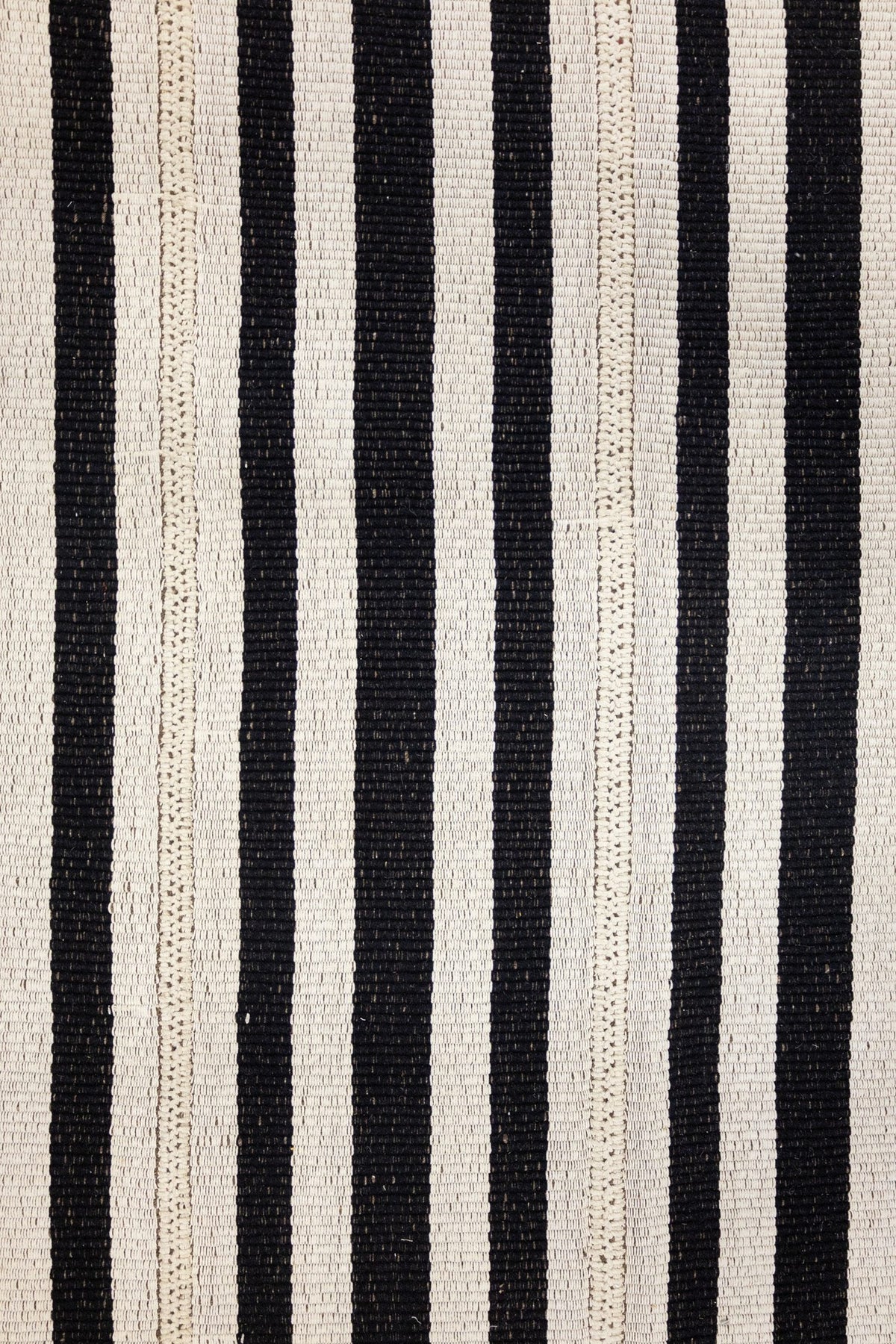 Chapan Stripe Handwoven Contemporary Rug, M88680