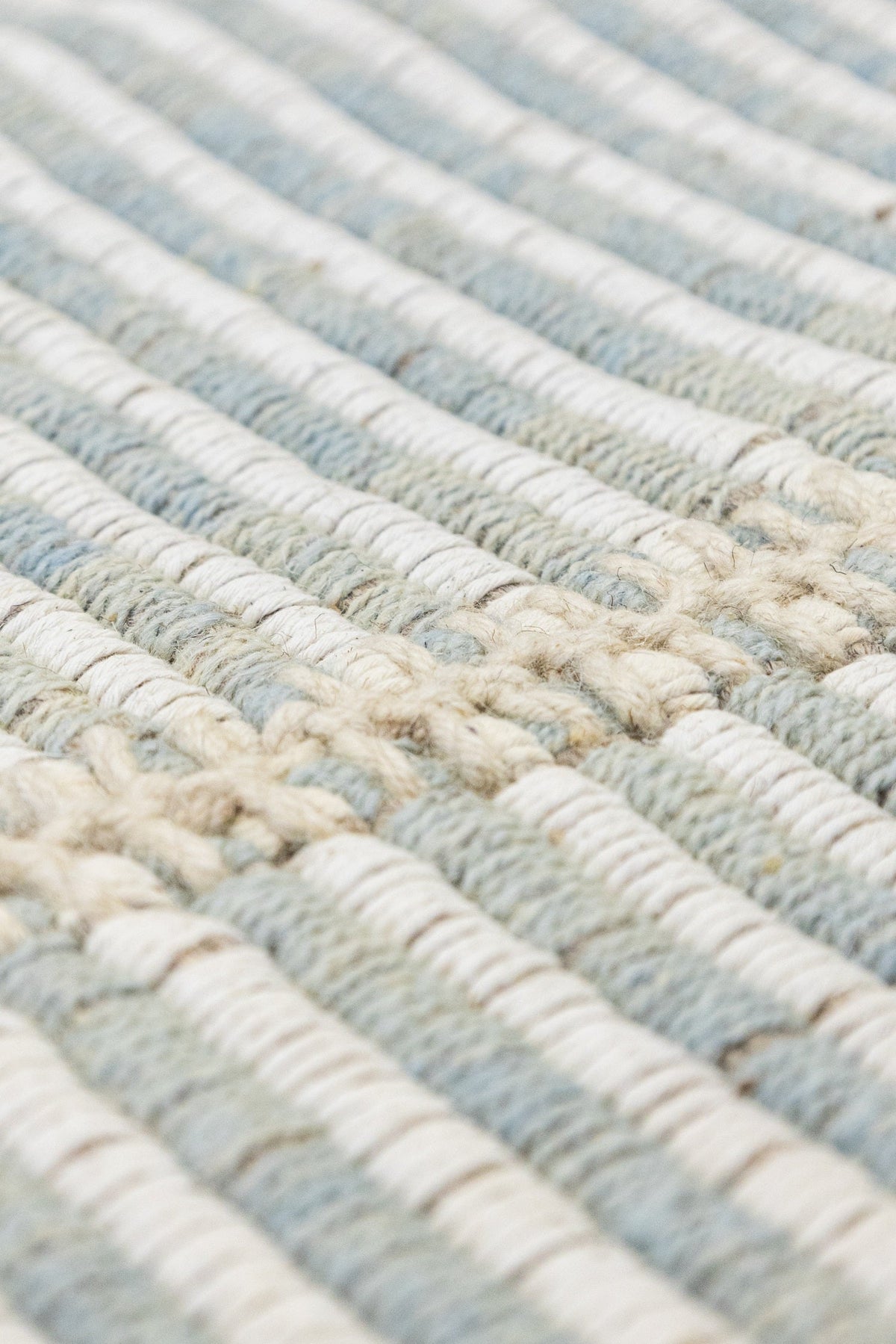 Chapan Stripe Handwoven Contemporary Rug, M88682