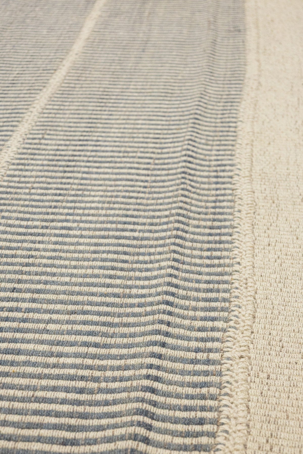 Chapan Stripe Handwoven Contemporary Rug, M88687