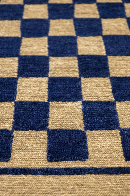 Checkmate Handwoven Contemporary Rug
