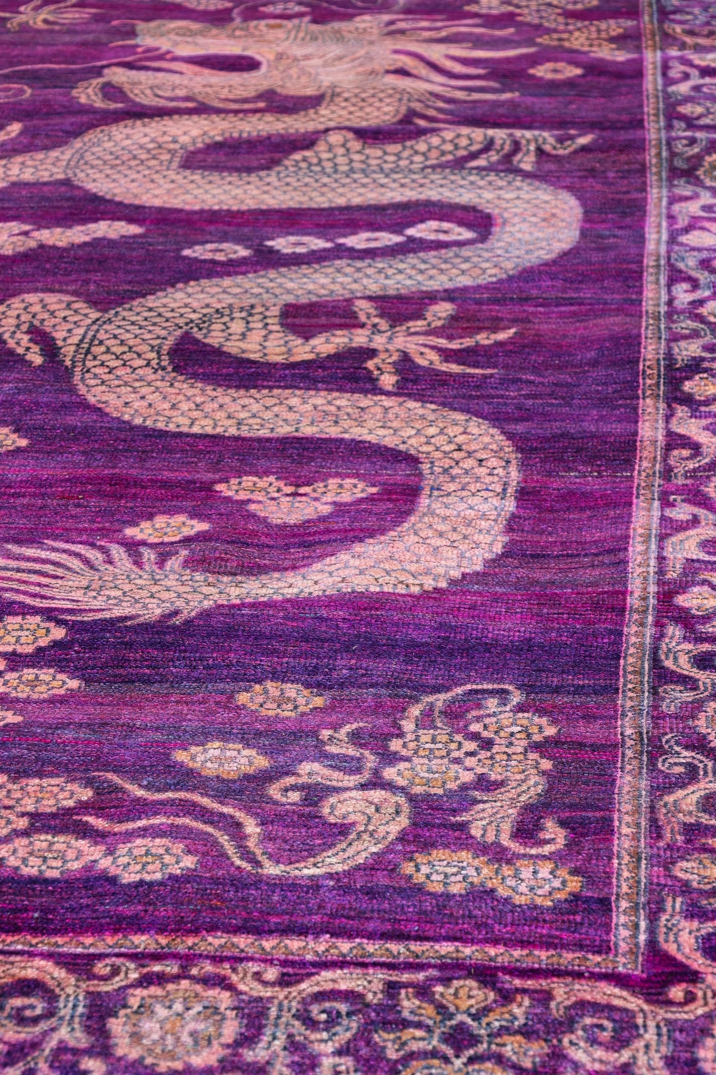 Dragon Handwoven Contemporary Rug, J80560
