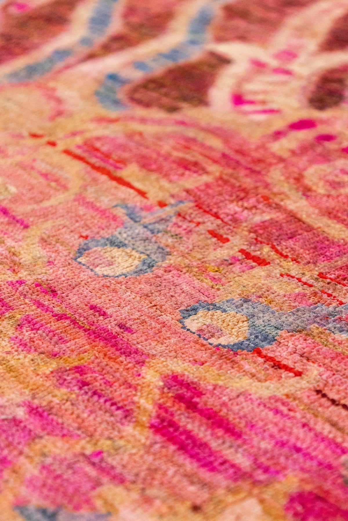 Dragon Handwoven Contemporary Rug, J88441
