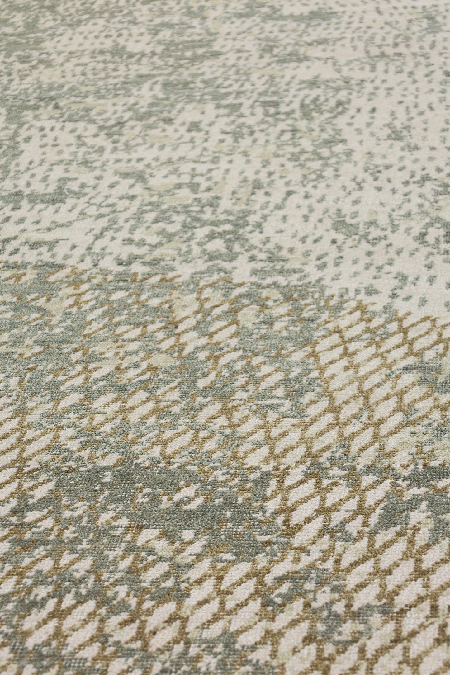 Erased Sine Wave Handwoven Contemporary Rug, J80011
