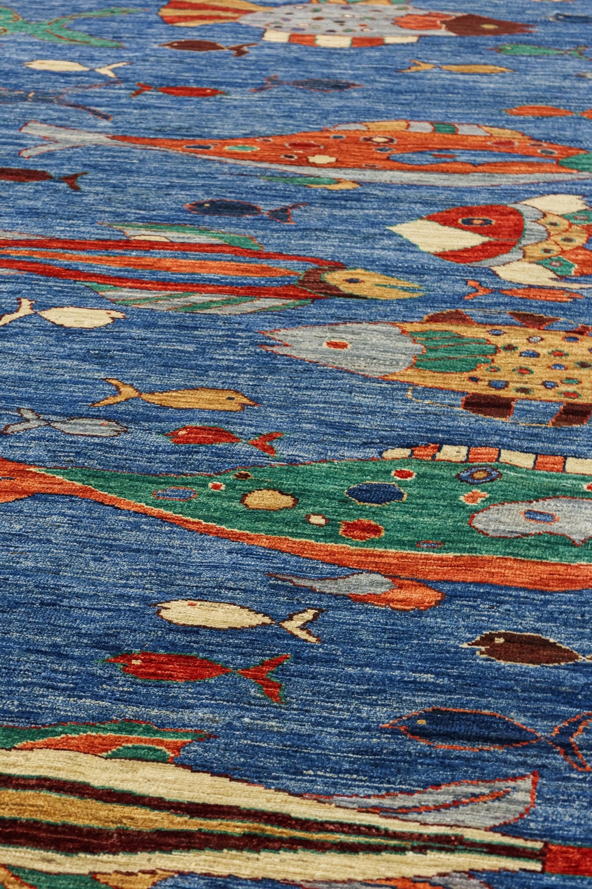 Fish Handwoven Contemporary Rug, J81014