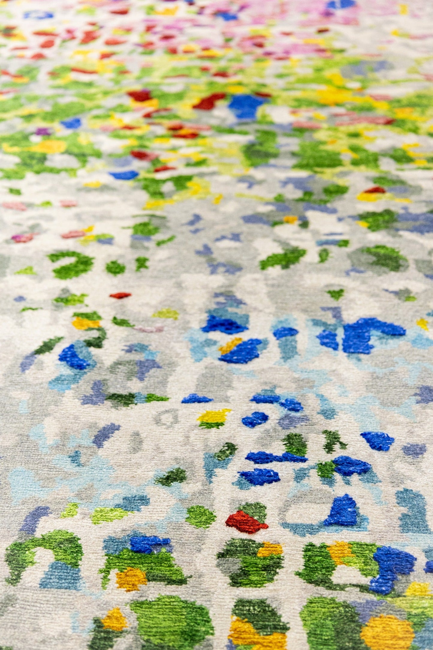 Fractured Garden Vi Handwoven Contemporary Rug, J89038