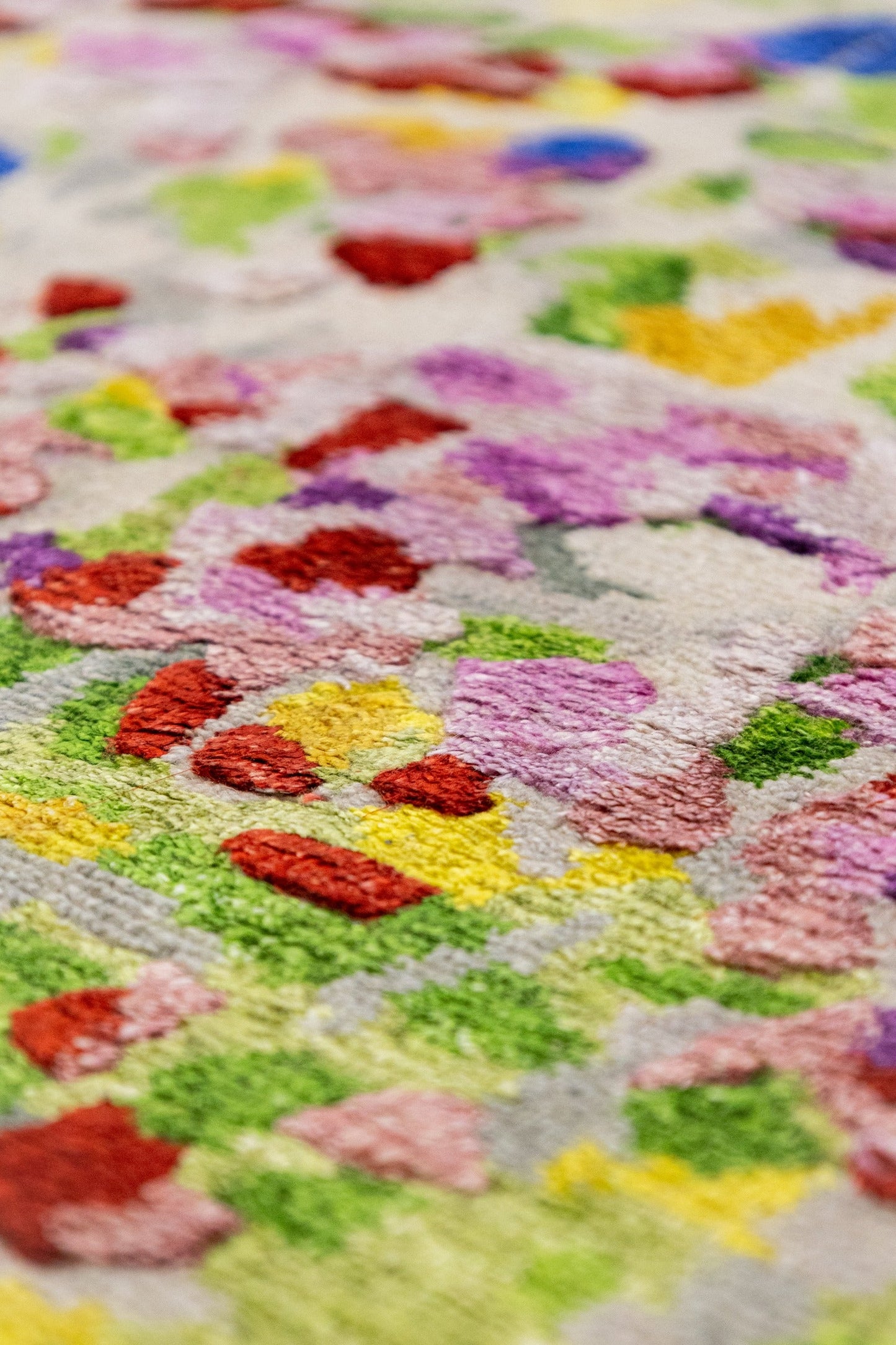 Fractured Garden Vi Handwoven Contemporary Rug, J89038
