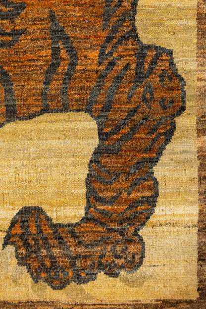 Hunting Tiger Handwoven Contemporary Rug, J88454