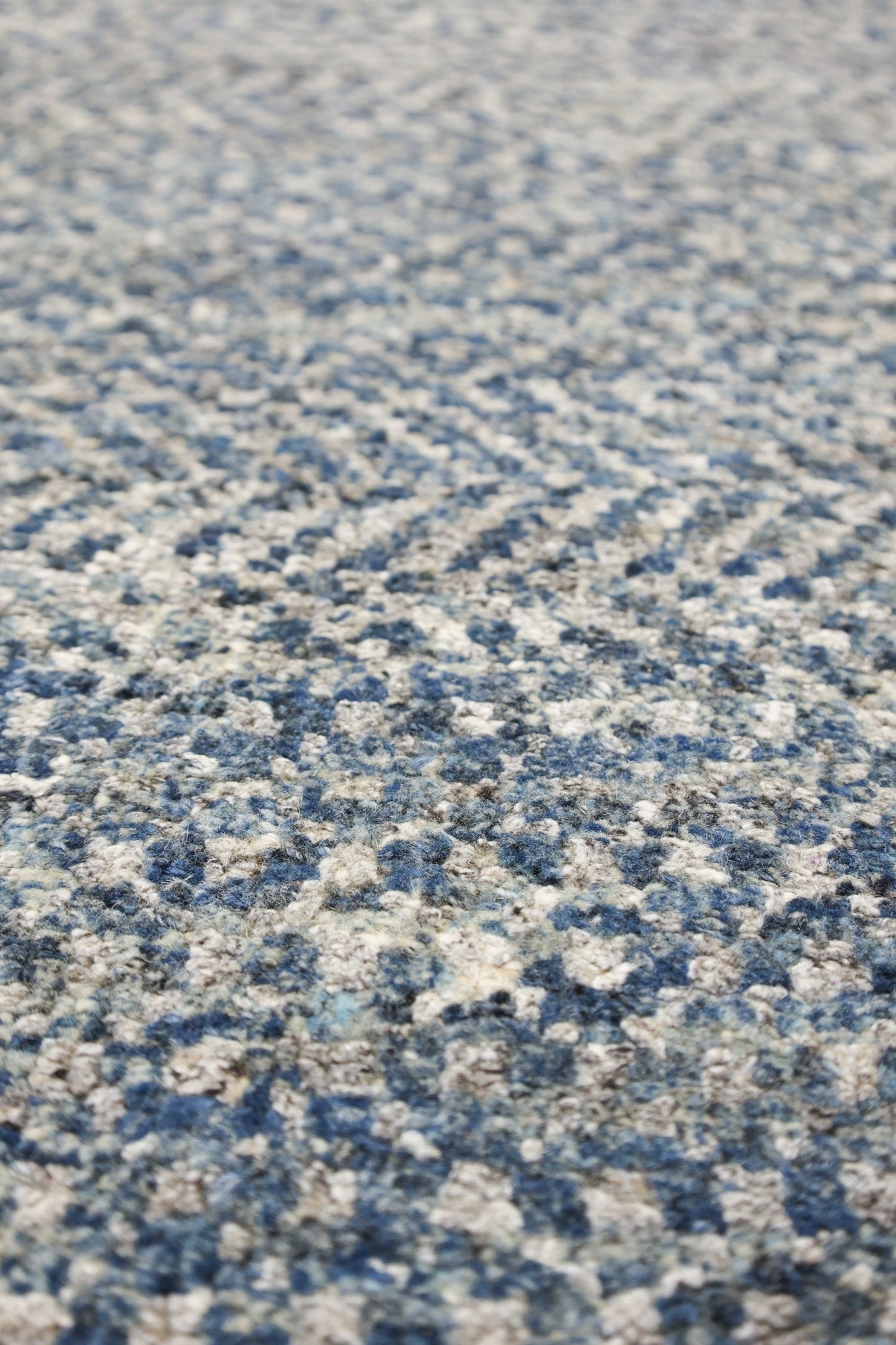 Illusion Handwoven Contemporary Rug, J70211