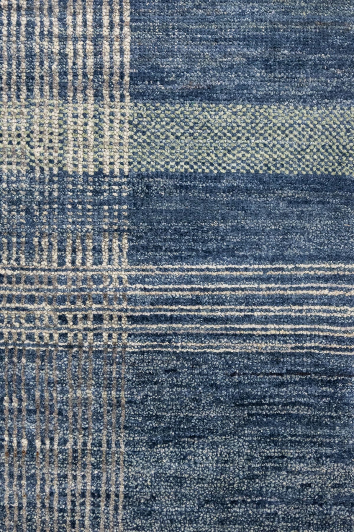Madras Handwoven Contemporary Rug, J87644