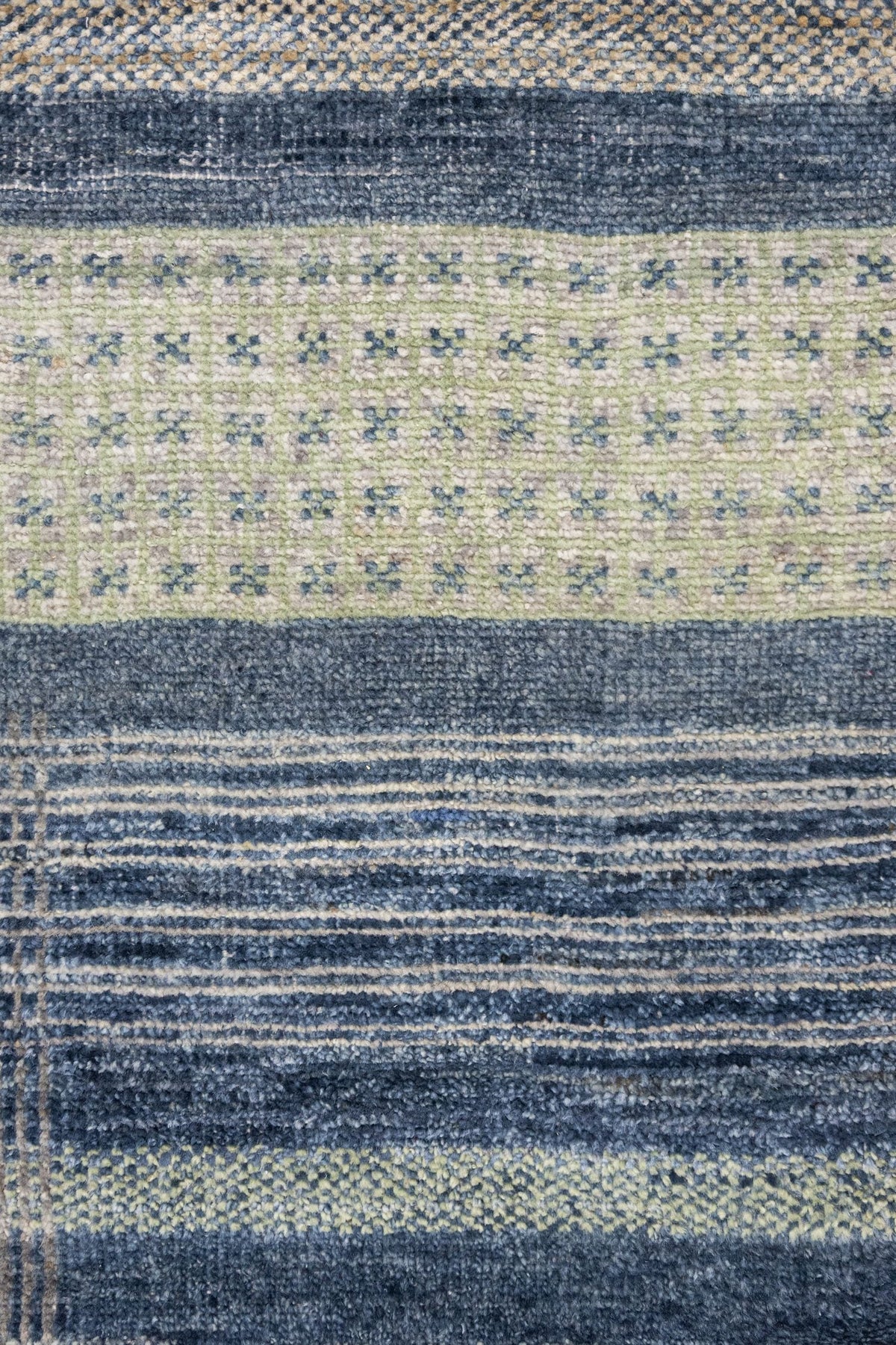 Madras Handwoven Contemporary Rug, J87649
