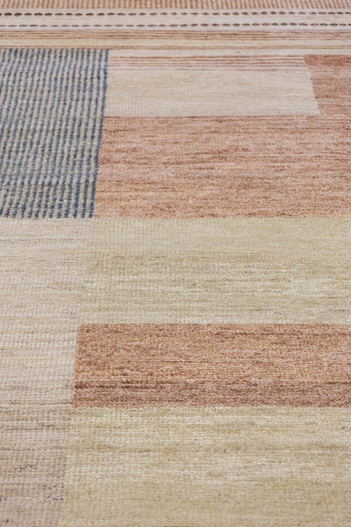 Madras Contemporary Rug, J89998