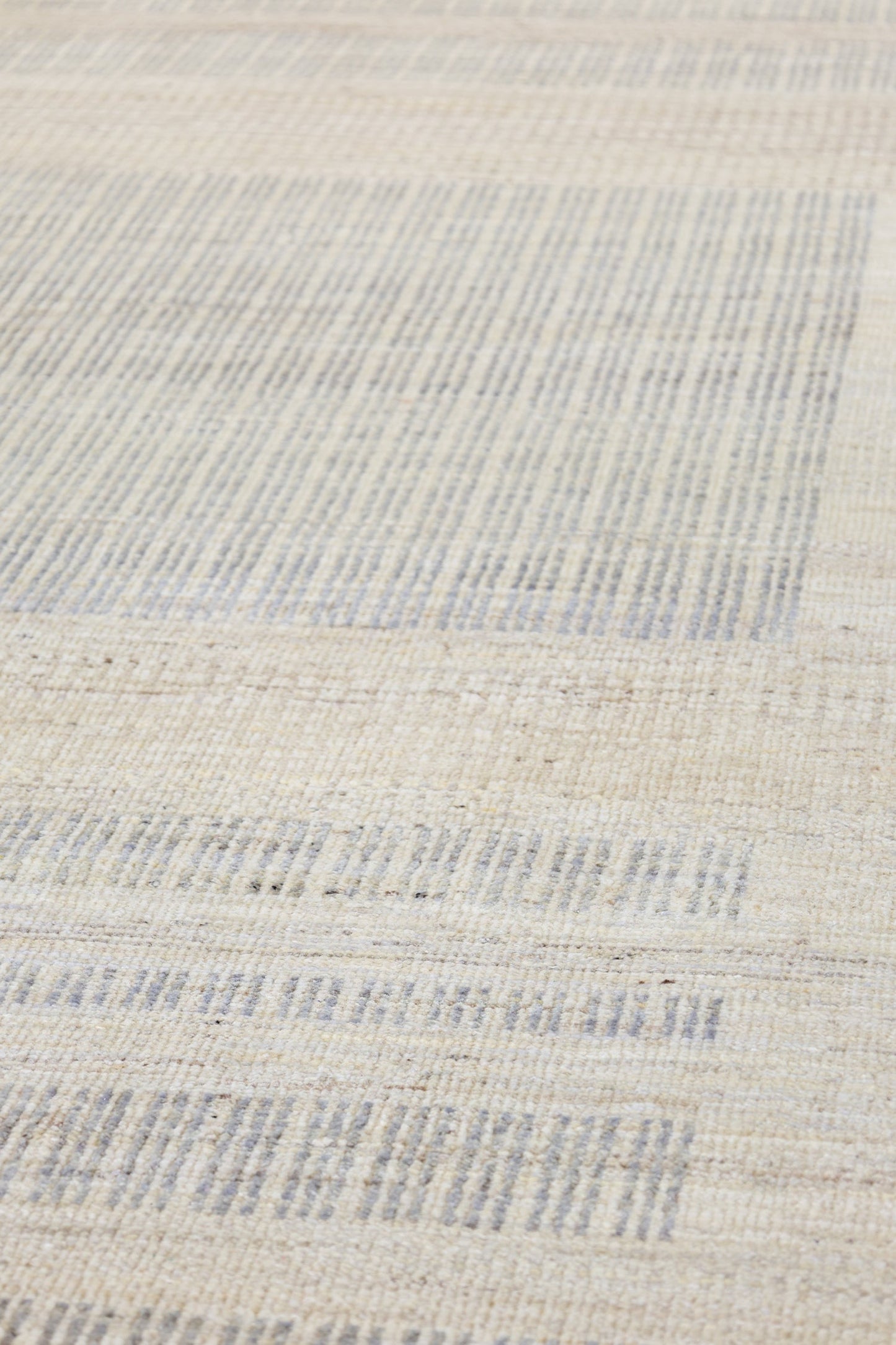 Madras 1359 Handwoven Contemporary Rug, J79999