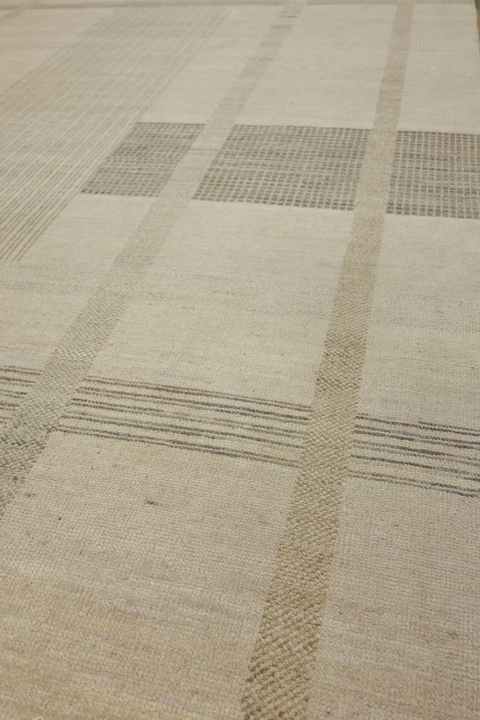 Madras 1360 Handwoven Contemporary Rug | Landry & Arcari