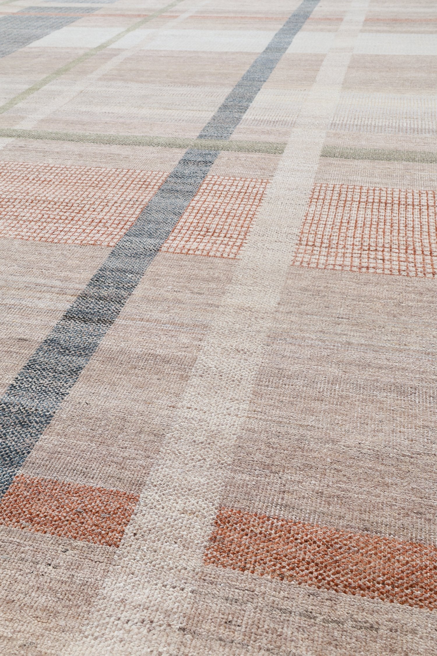 Madras 1360 Handwoven Contemporary Rug | Landry & Arcari