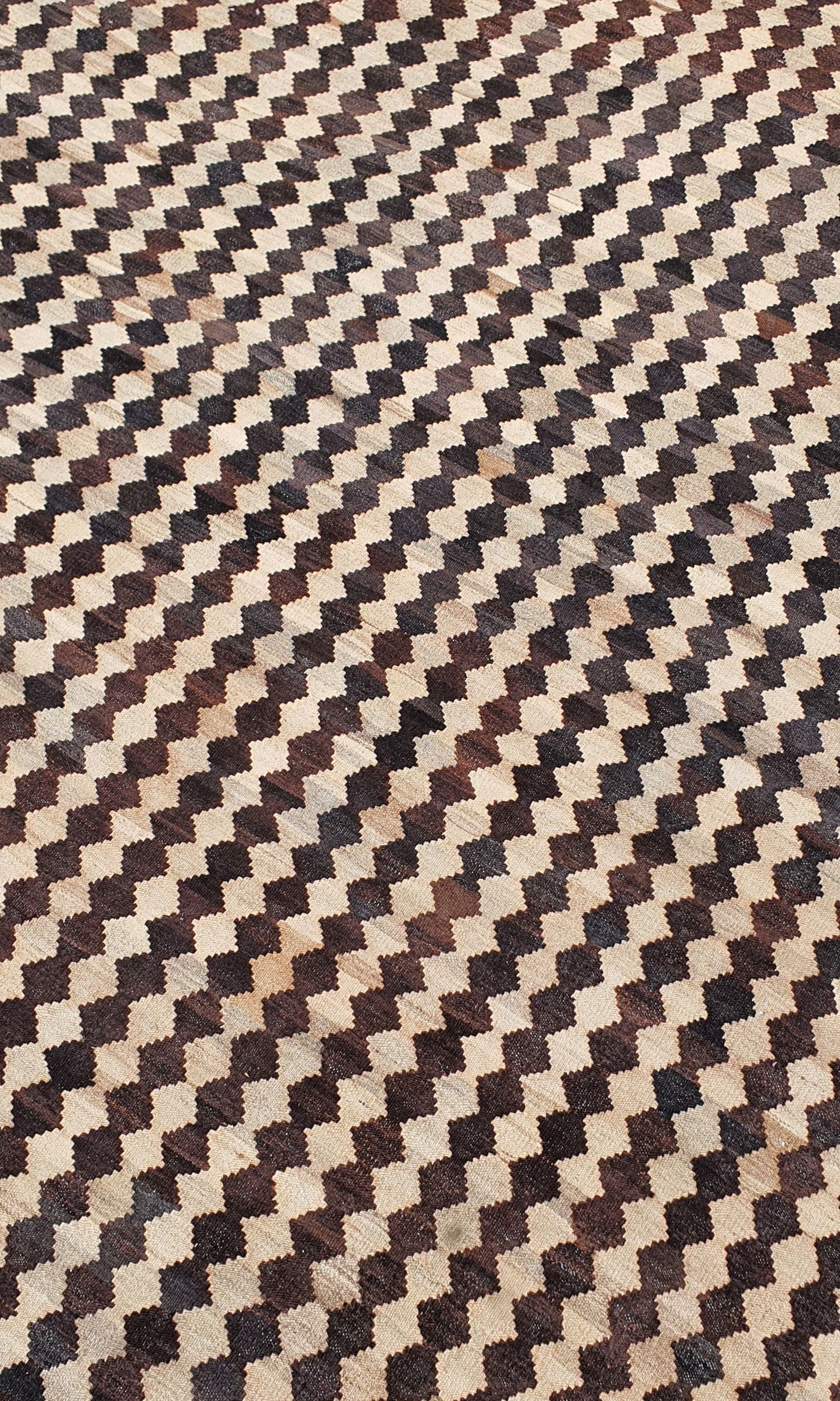 Modern Kilim Handwoven Contemporary Rug, J80112