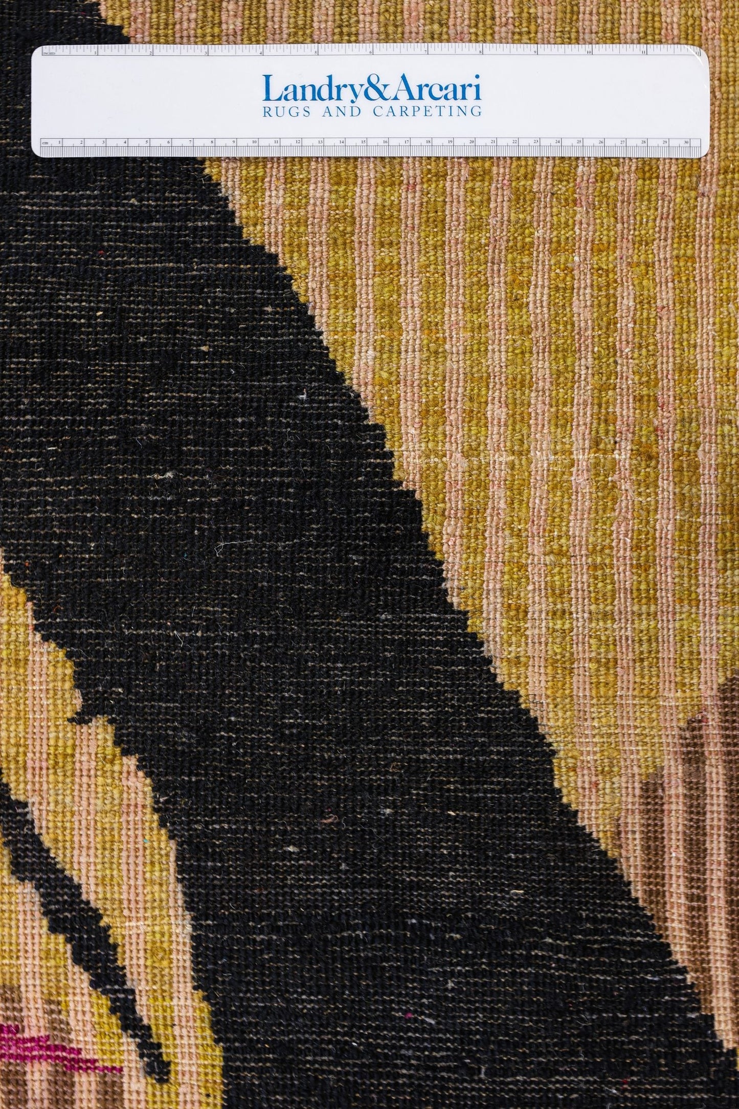Pablo Handwoven Contemporary Rug, J80580