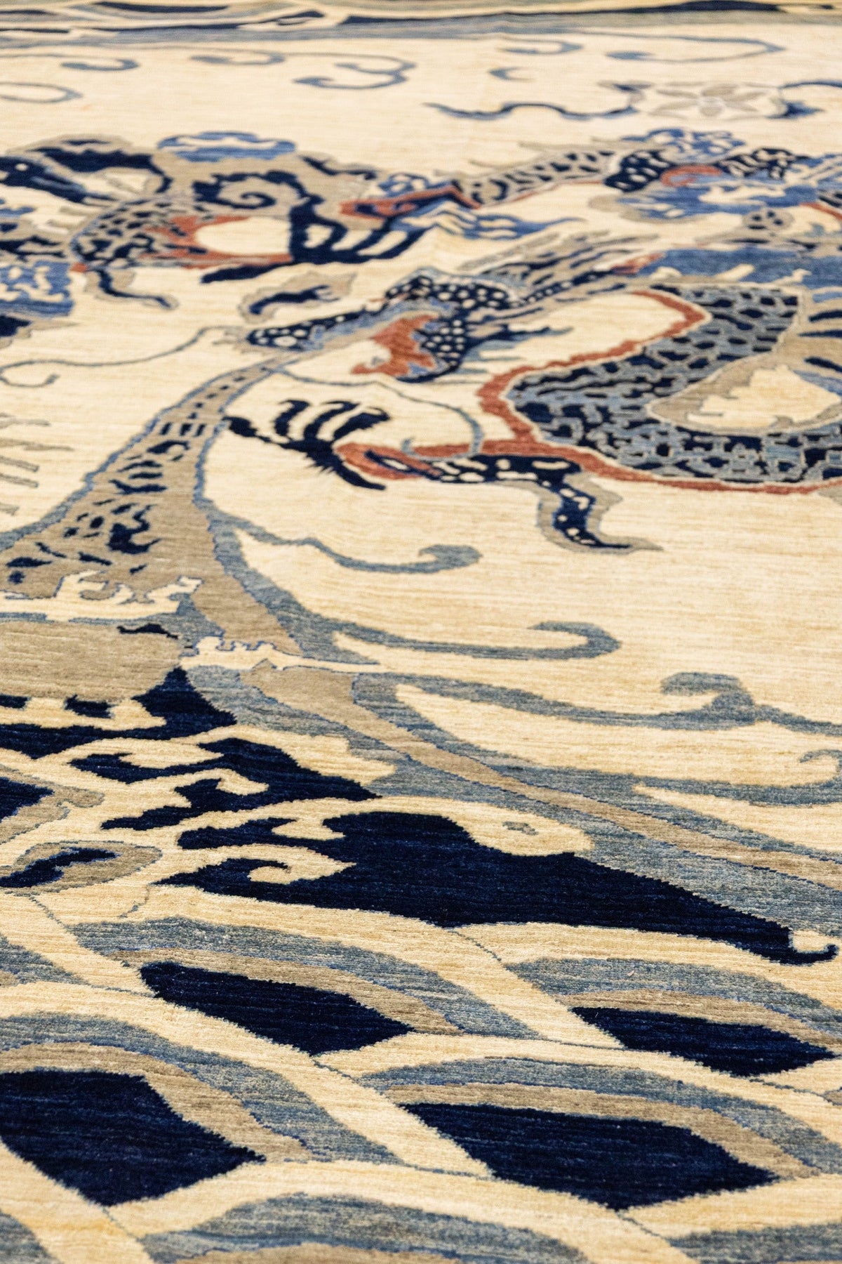Peking Dragon Handwoven Contemporary Rug, J86202