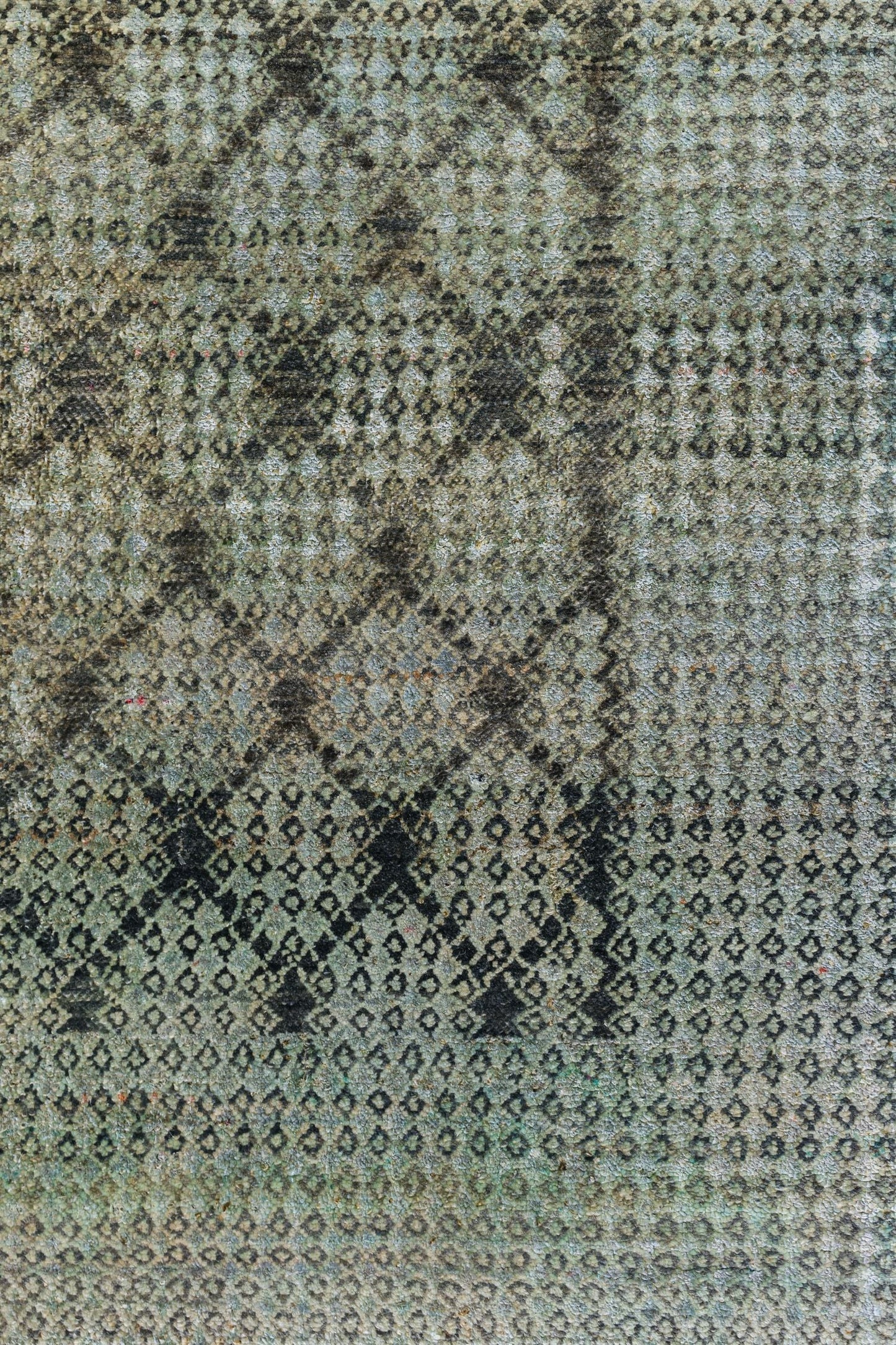 Petite Broach Handwoven Contemporary Rug, J80588