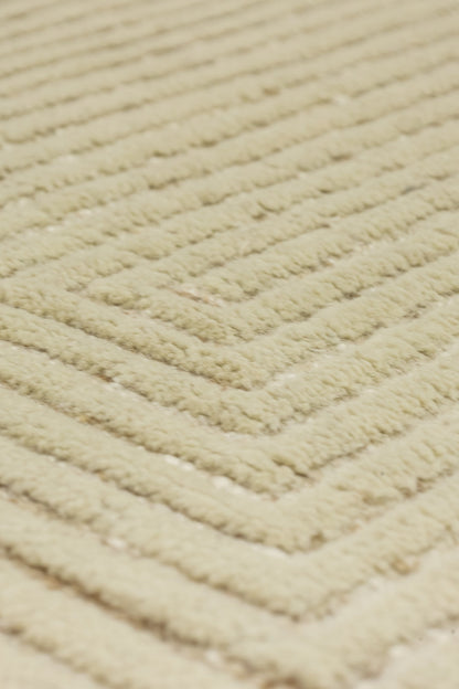 Pyramid Handwoven Contemporary Rug, J80817