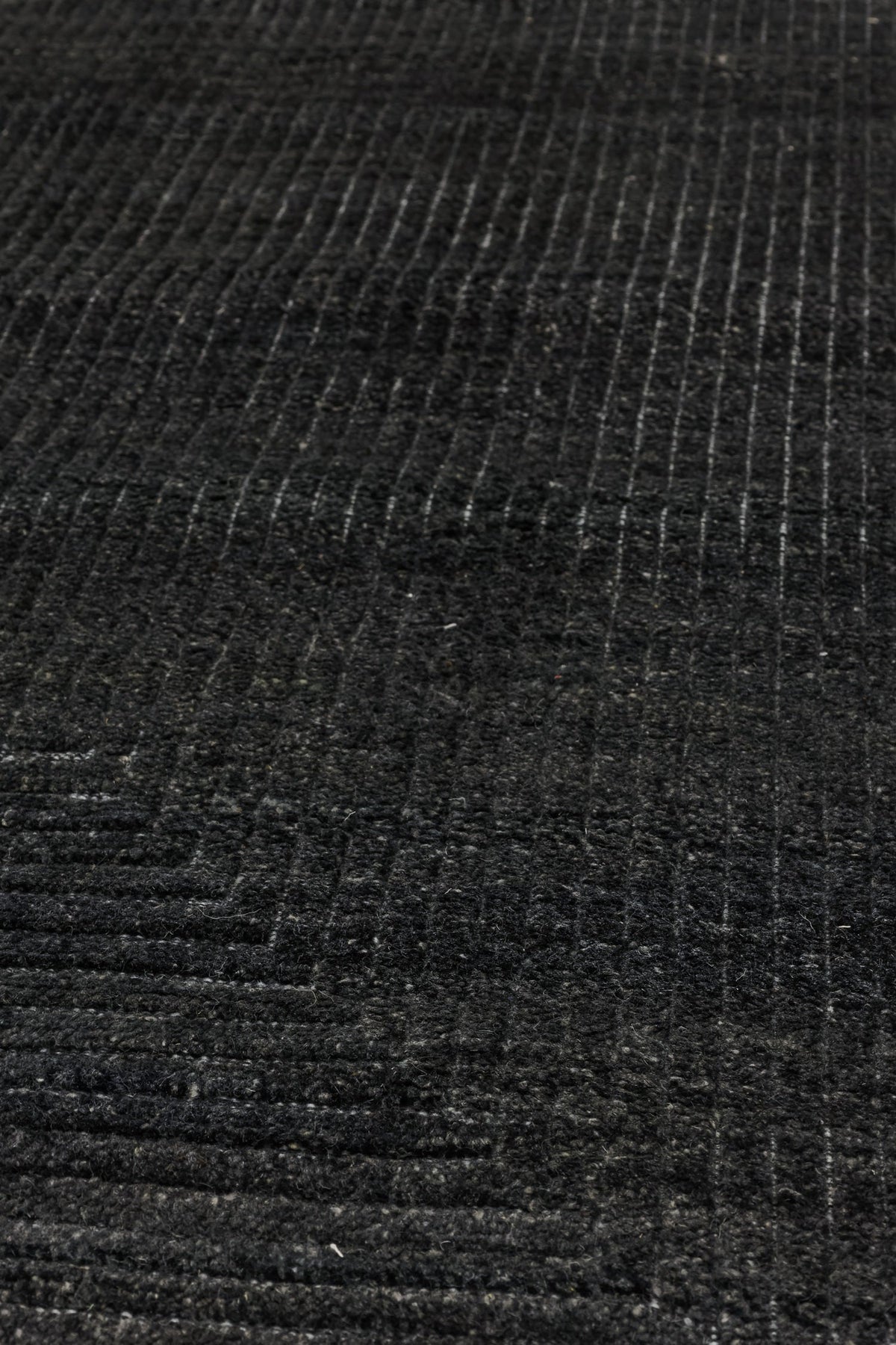 Pyramid Handwoven Contemporary Rug, J80869