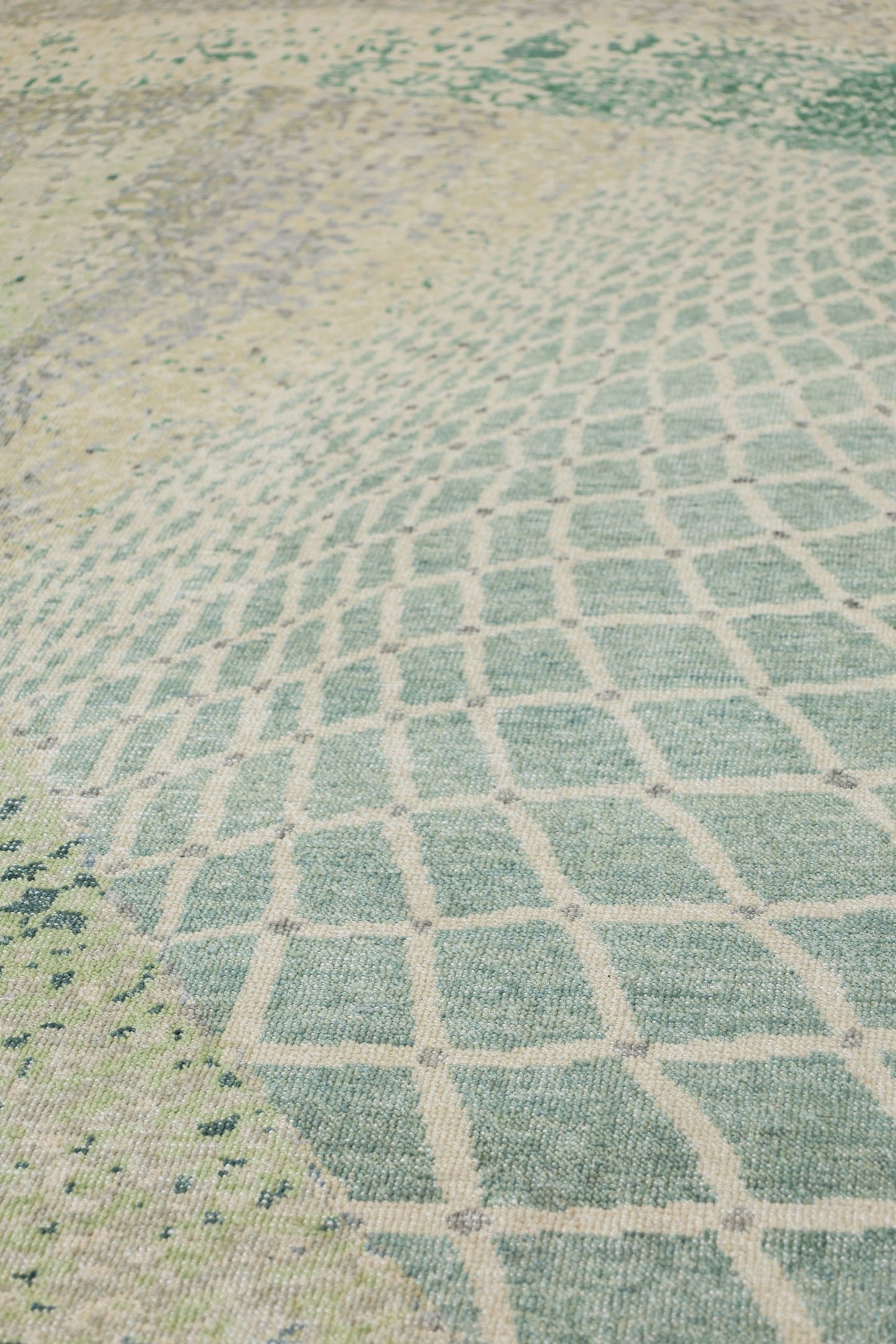 Python Handwoven Contemporary Rug, J79992