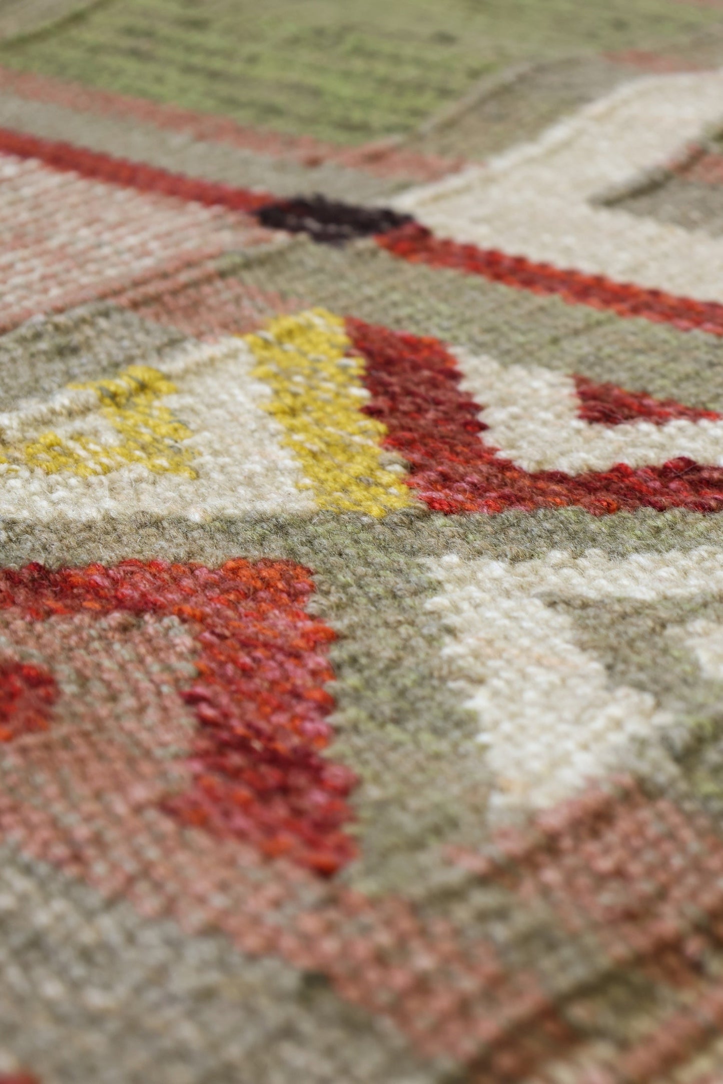 Scandinavian Handwoven Contemporary Rug, J80282