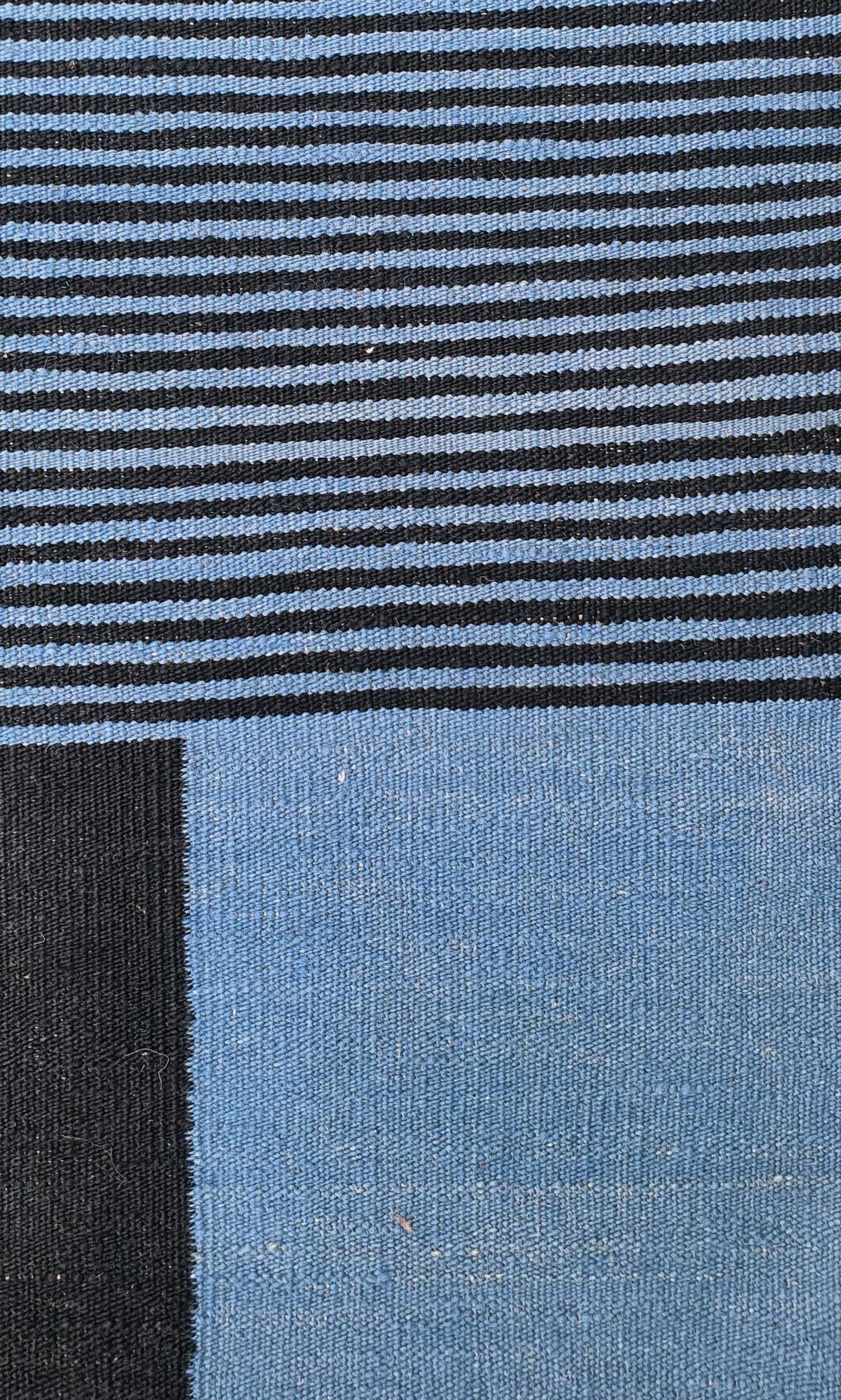 Scandinavian Handwoven Contemporary Rug, J80102