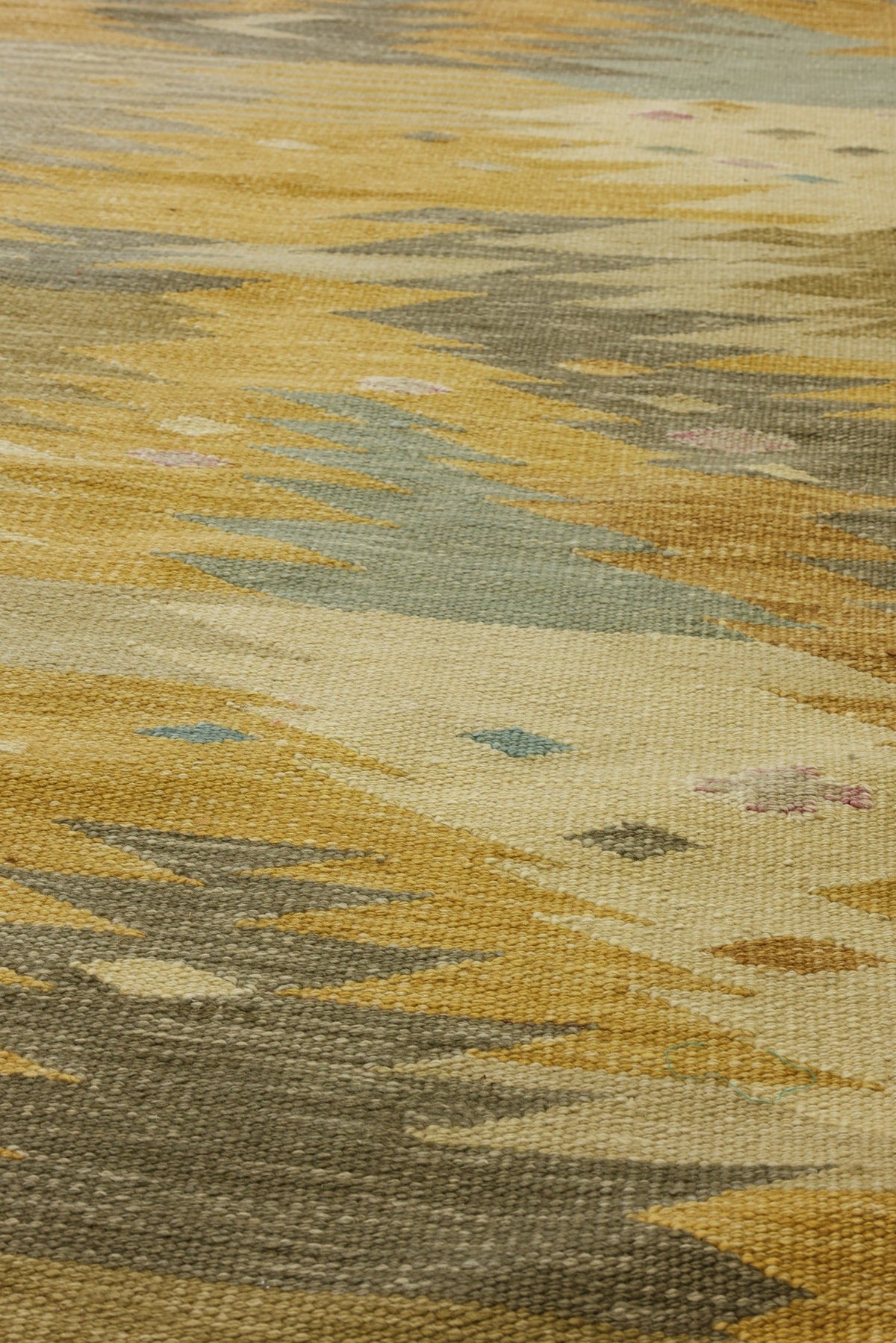 Scandinavian Handwoven Contemporary Rug, J80959