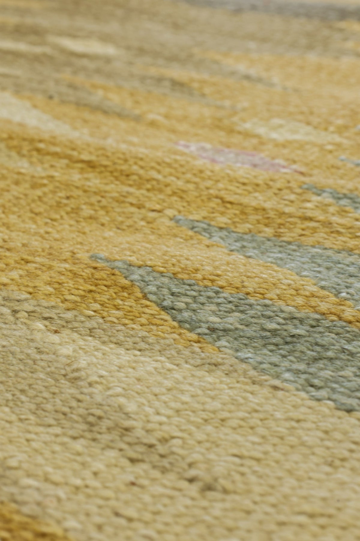 Scandinavian Handwoven Contemporary Rug, J80959