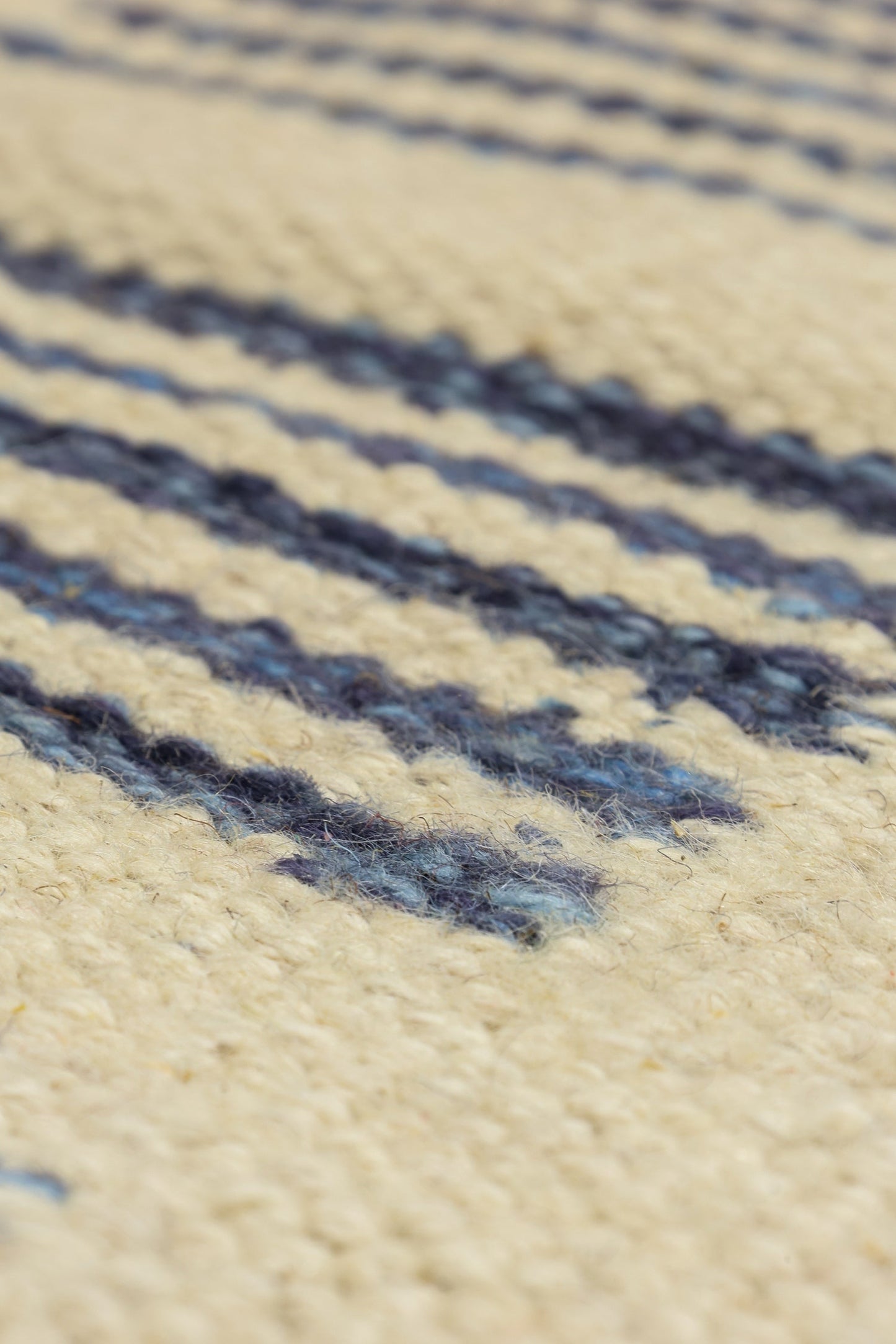 Scandinavian Handwoven Contemporary Rug, J80968