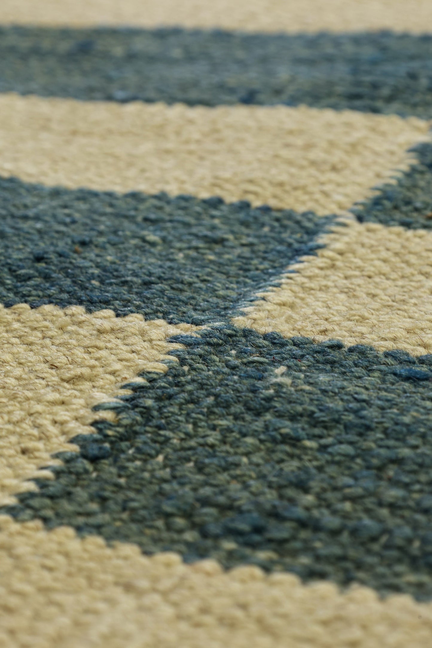 Scandinavian Handwoven Contemporary Rug, J80976
