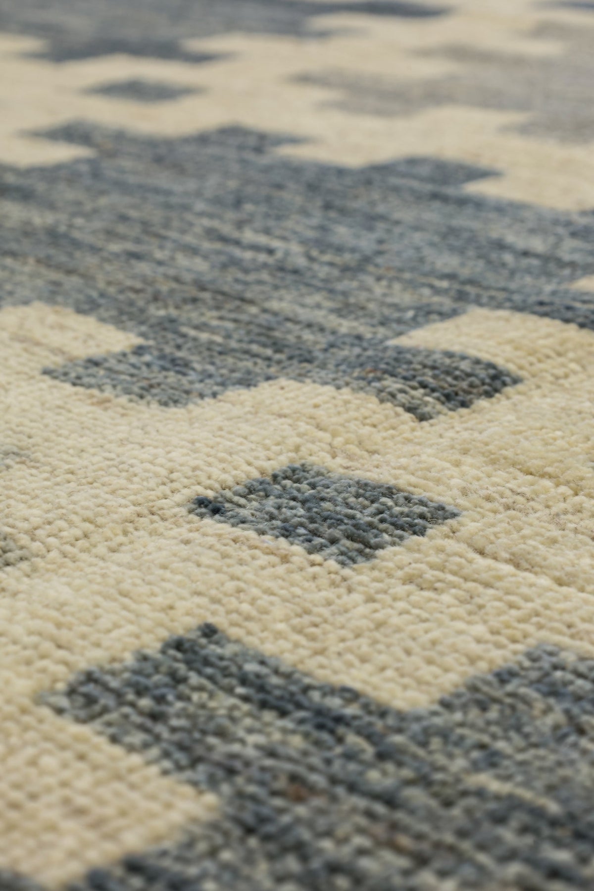 Scandinavian Handwoven Contemporary Rug, J80985