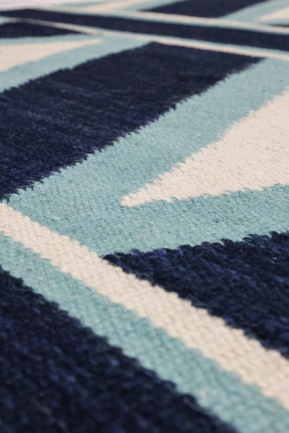 Scandinavian Handwoven Contemporary Rug, J81420