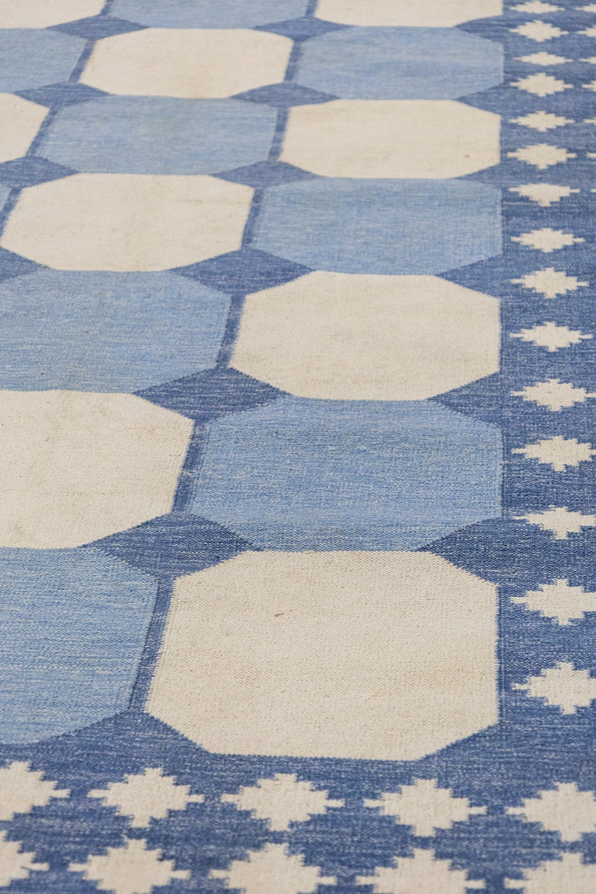 Scandinavian Handwoven Contemporary Rug, J88485