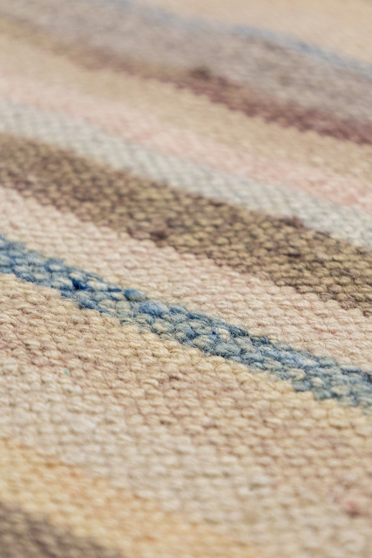 Scandinavian Handwoven Contemporary Rug, J88750