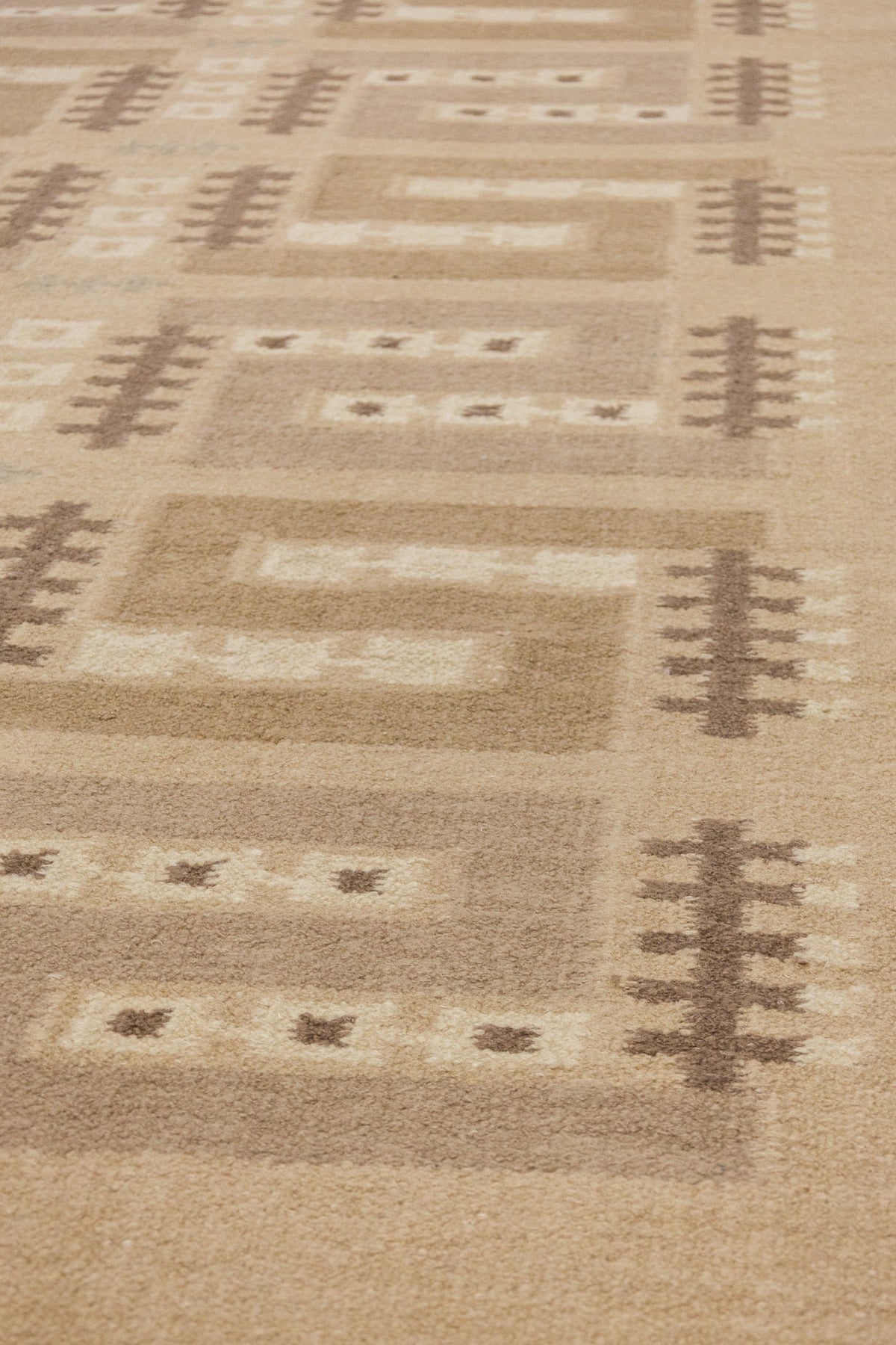 Scandinavian Handwoven Contemporary Rug, J89760