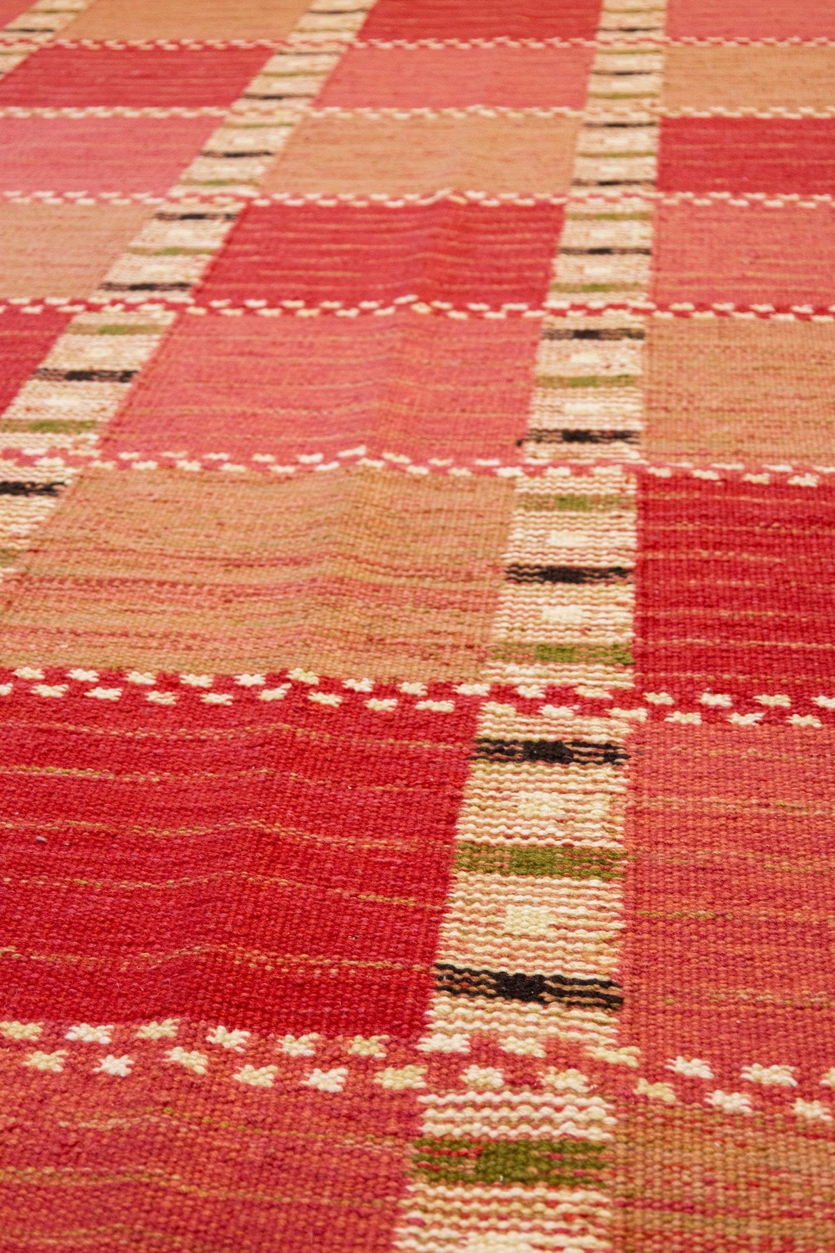 Scandinavian Handwoven Contemporary Rug, J89773