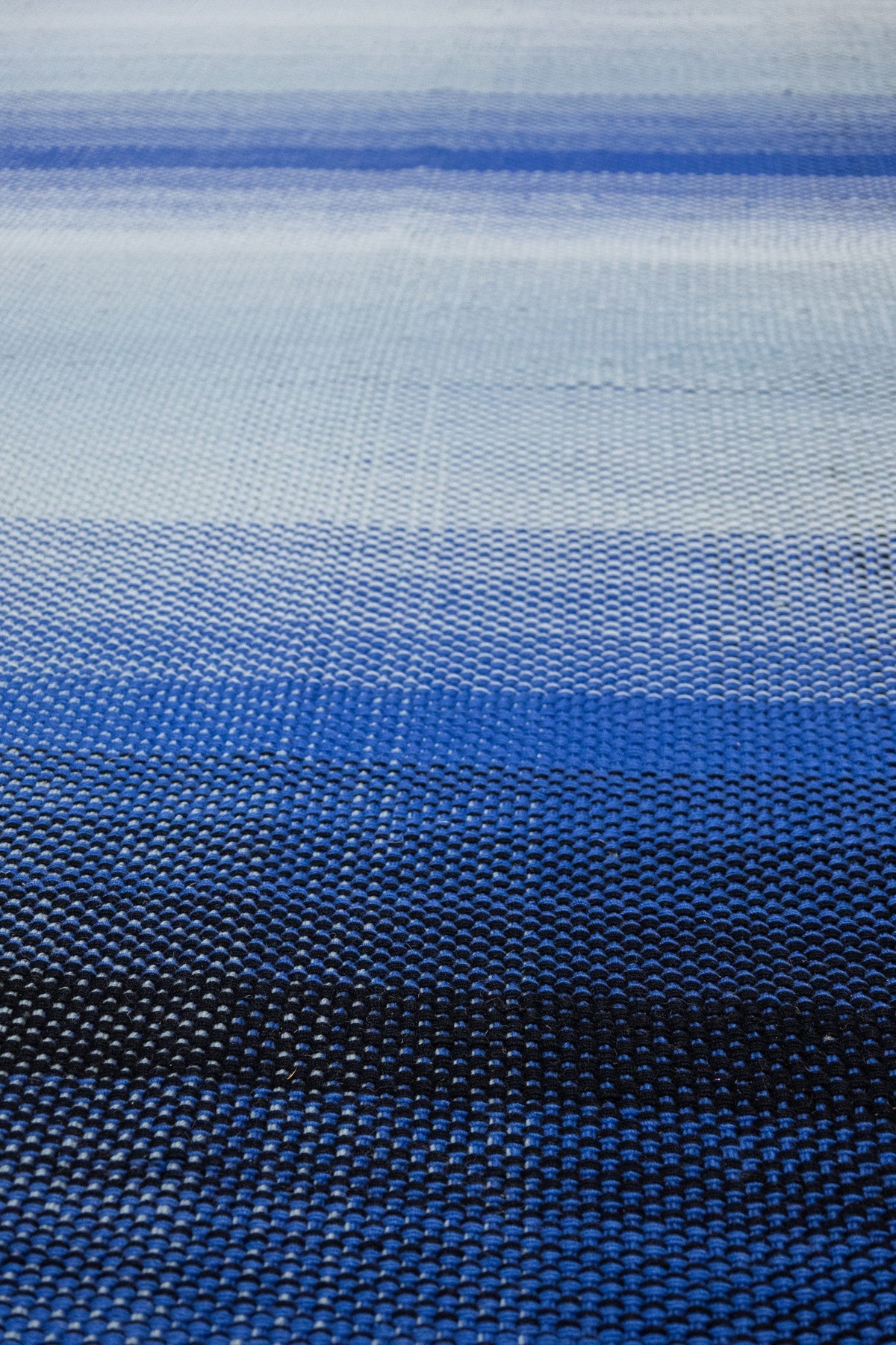 Scandinavian Handwoven Contemporary Rug, M88672