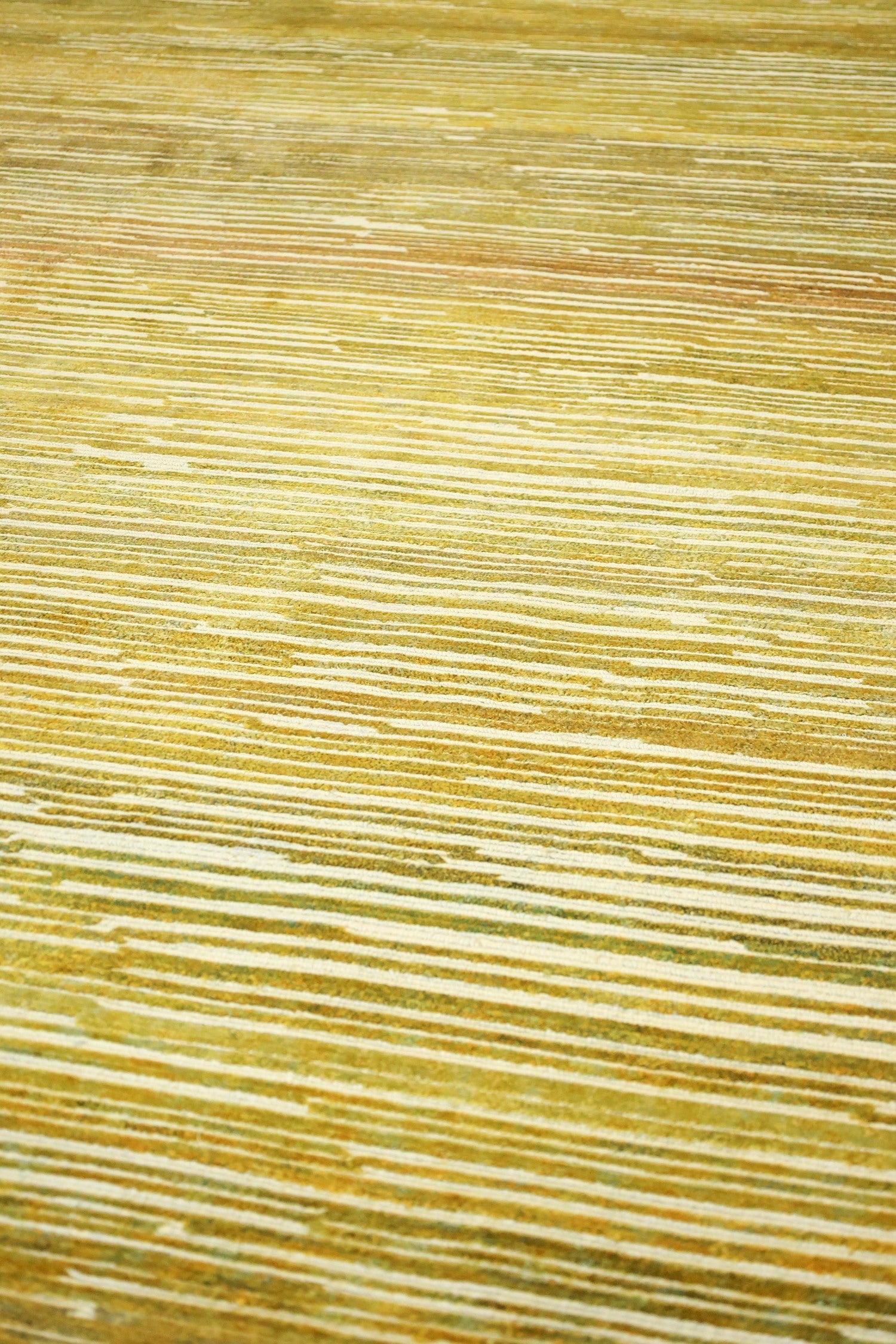 Silk Lines Handwoven Contemporary Rug, J70448