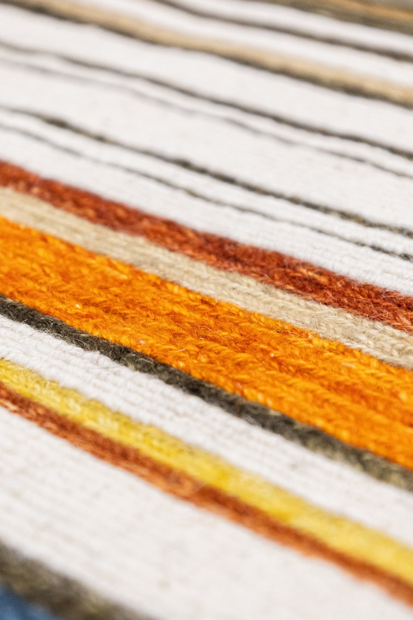 Stripe Soumak Handwoven Contemporary Rug, J88501