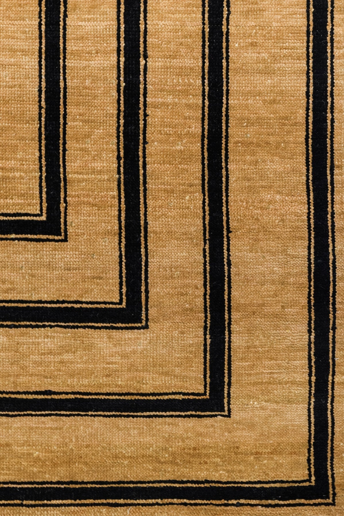 Taureg Handwoven Contemporary Rug, J80821