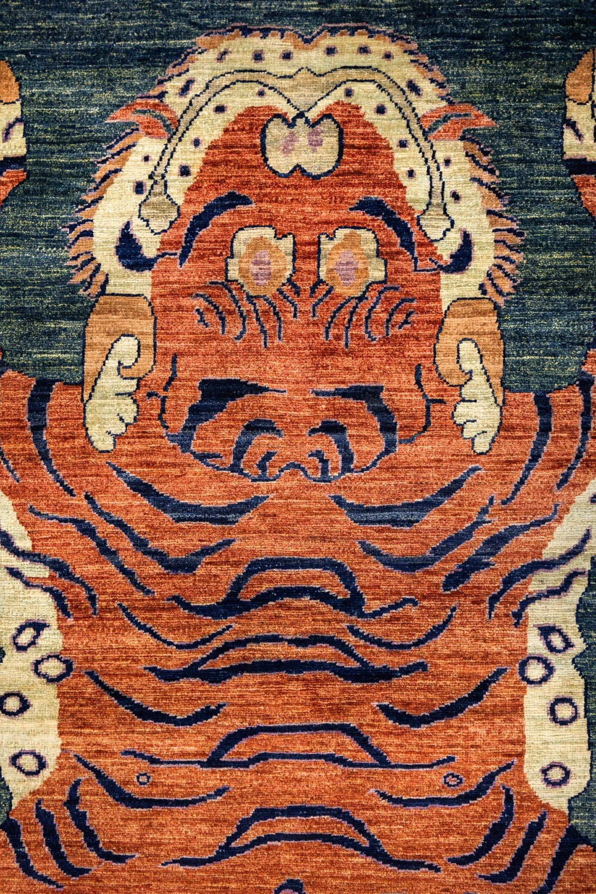 Tiger King Handwoven Contemporary Rug, J86222