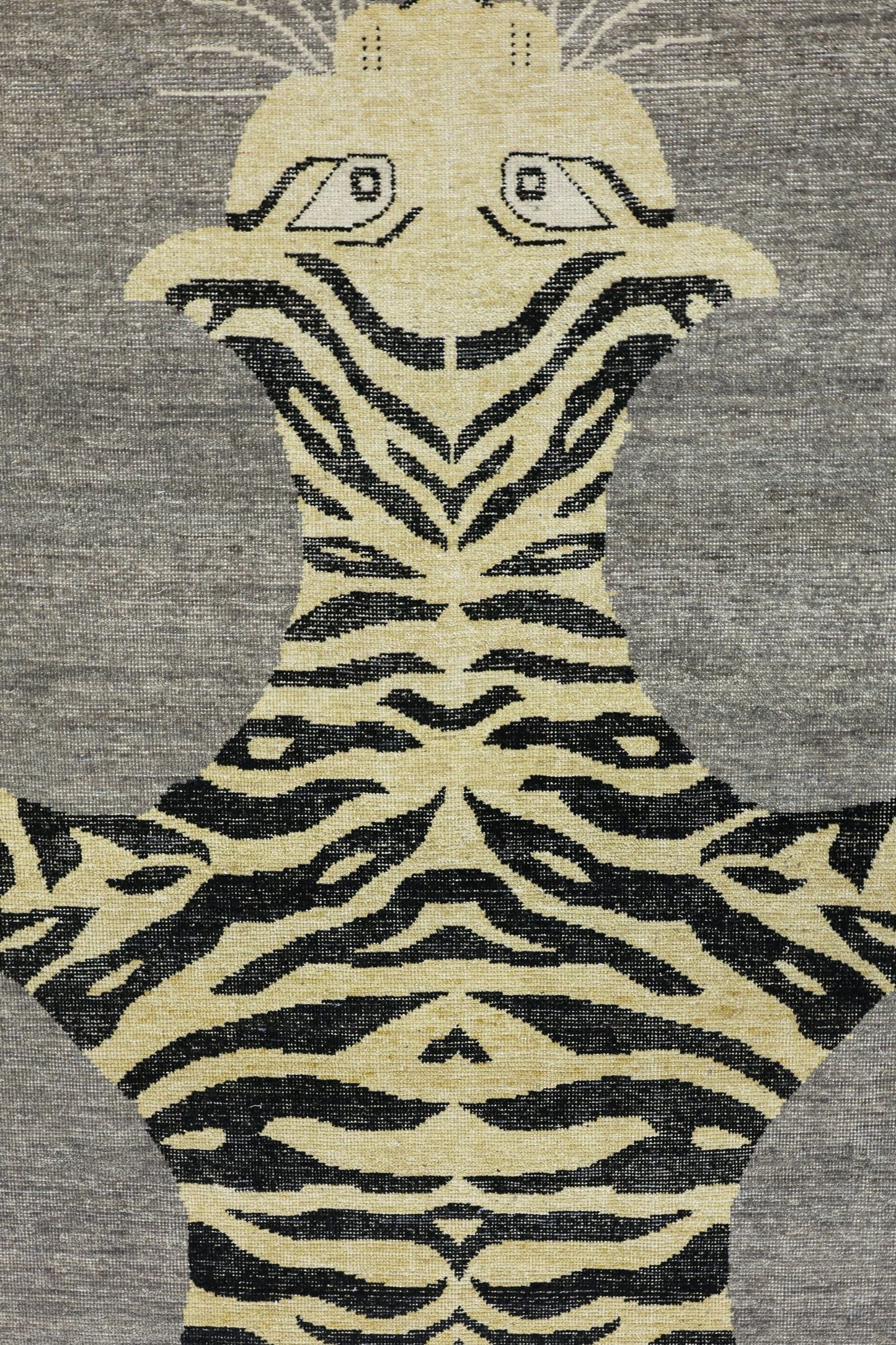Tiger Style Handwoven Contemporary Rug, J79980